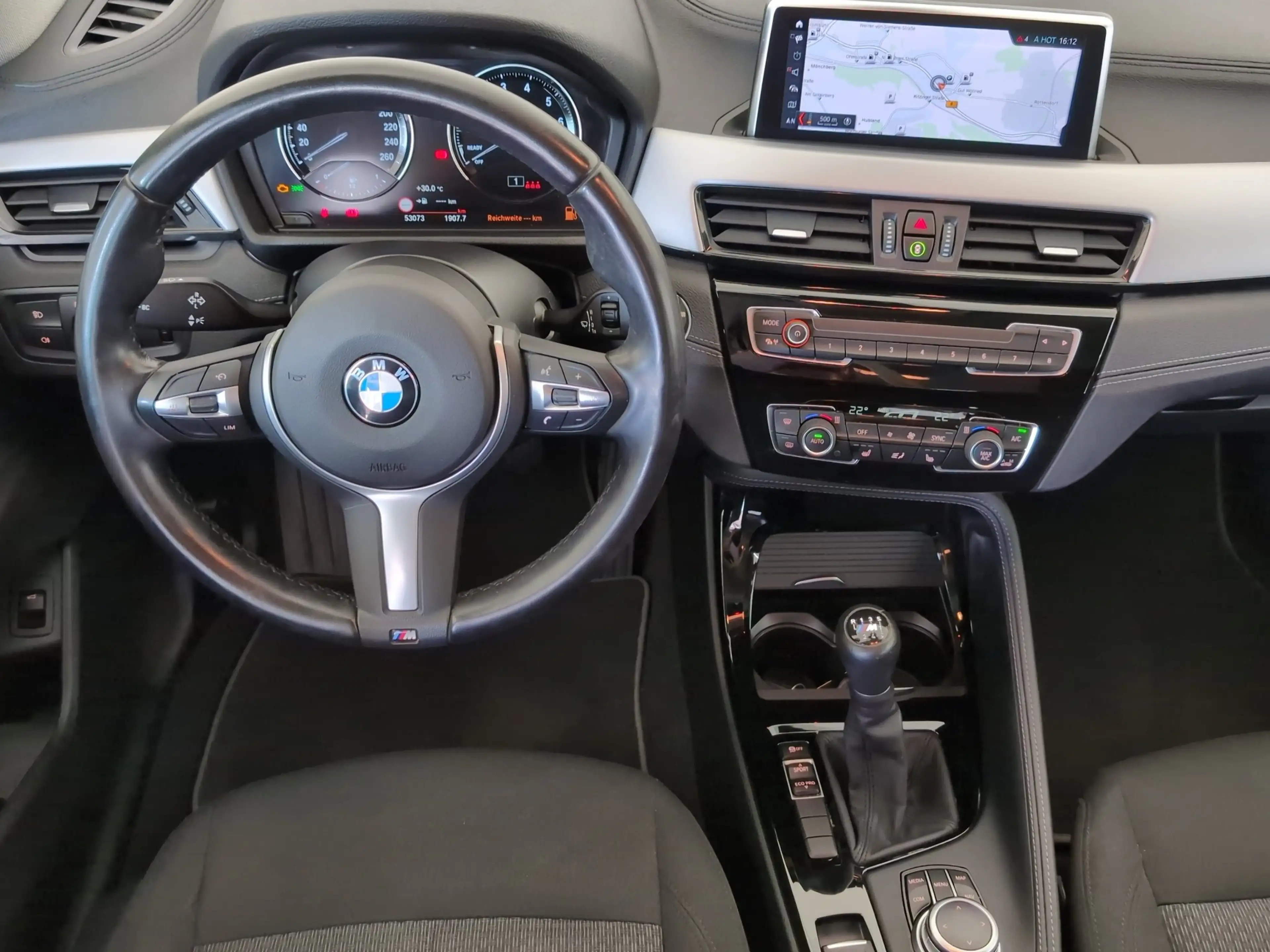 BMW X2 sDrive18i Navi/LED/AHK/PDC/DAB/SLI — photo 8