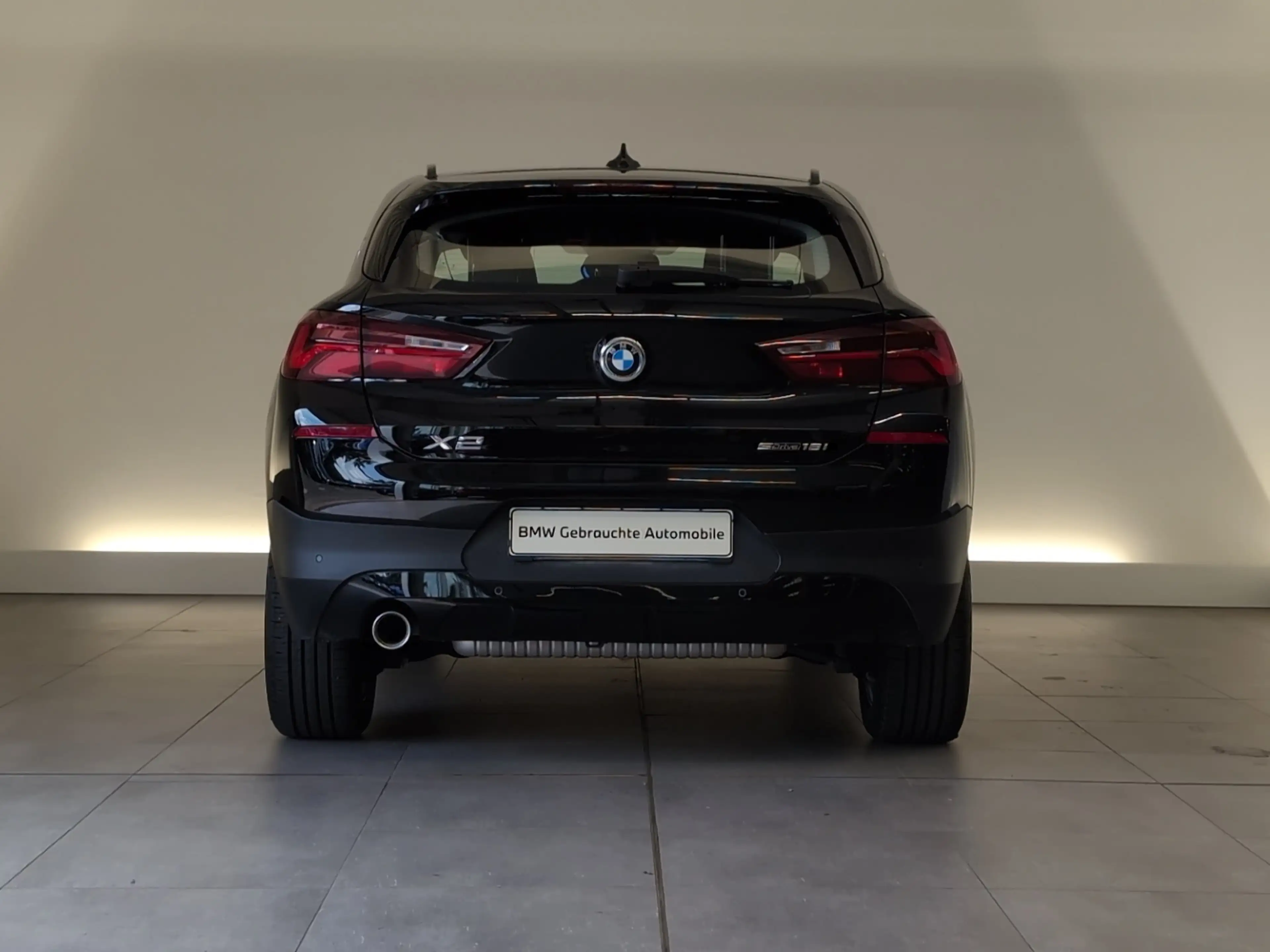 BMW X2 sDrive18i Navi/LED/AHK/PDC/DAB/SLI — photo 10