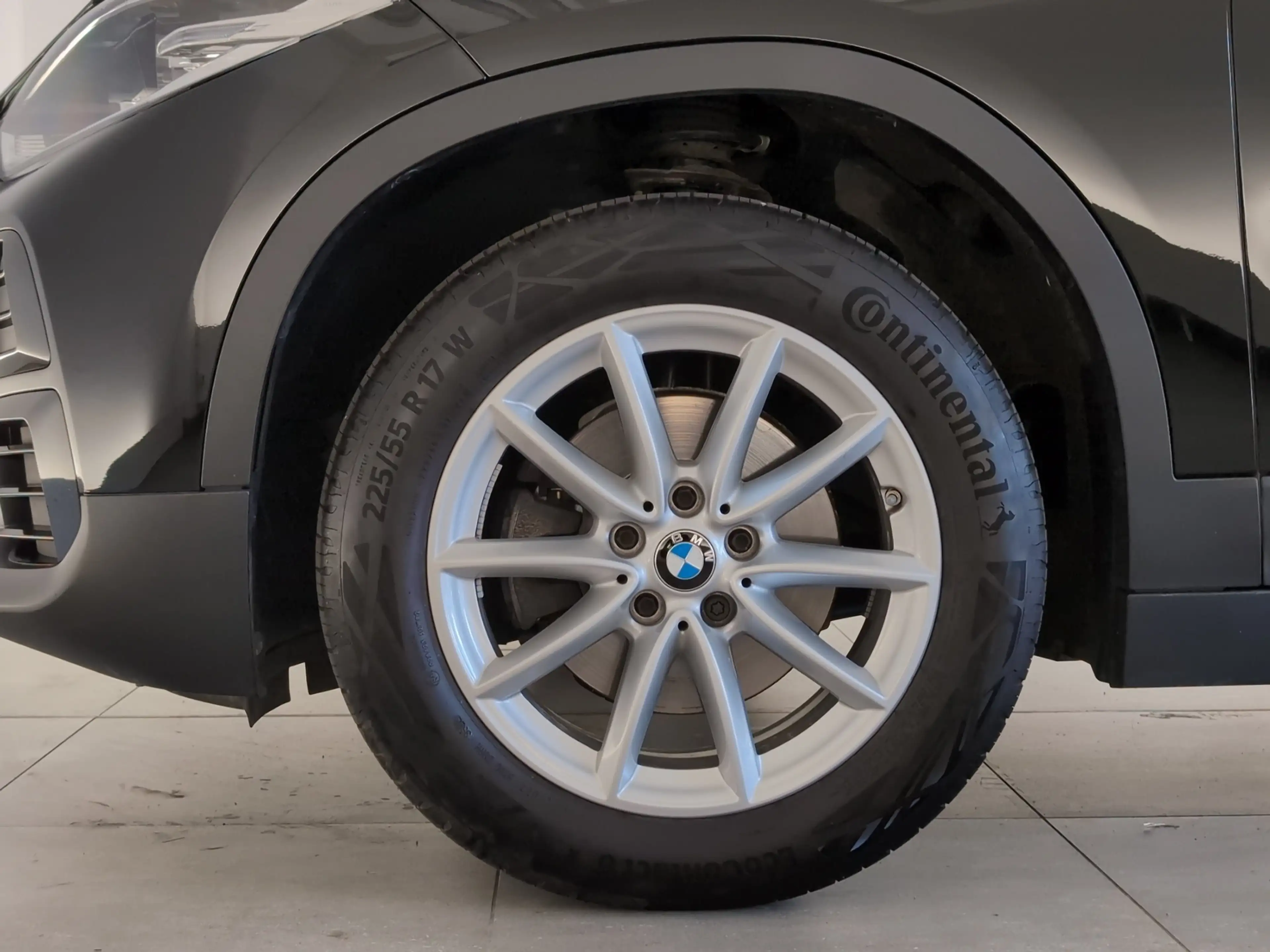 BMW X2 sDrive18i Navi/LED/AHK/PDC/DAB/SLI — photo 11