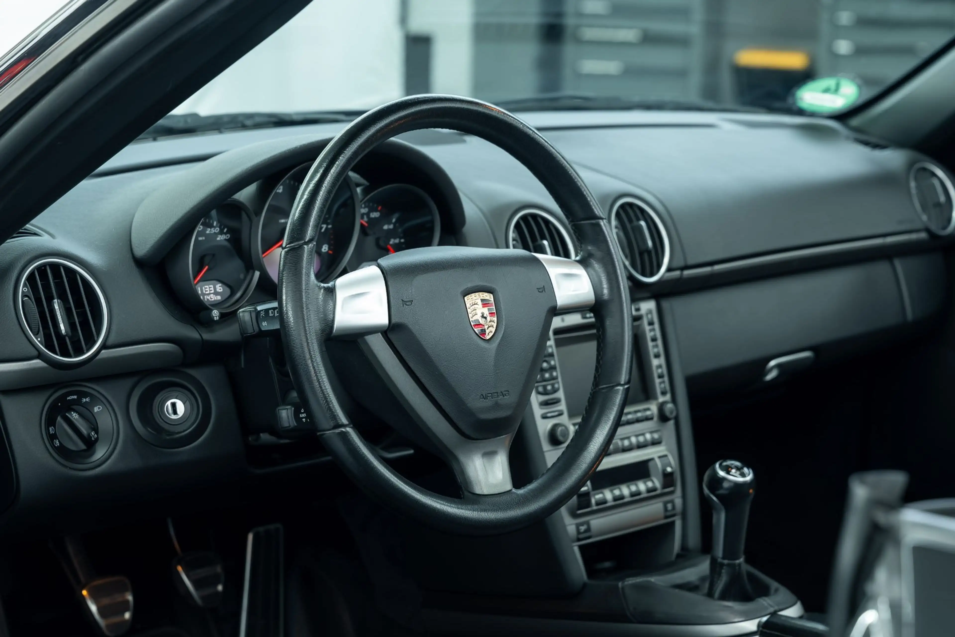 Porsche Boxster 2.7 — photo 13