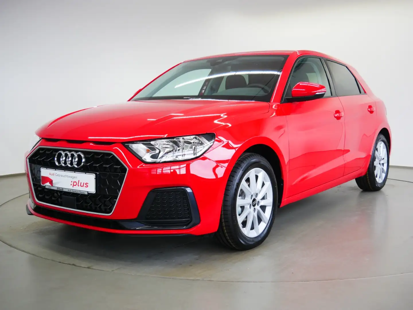Audi A1 Sportback 25 TFSI advanced S tro. PDC GRA SHZ DAB Rot - 2