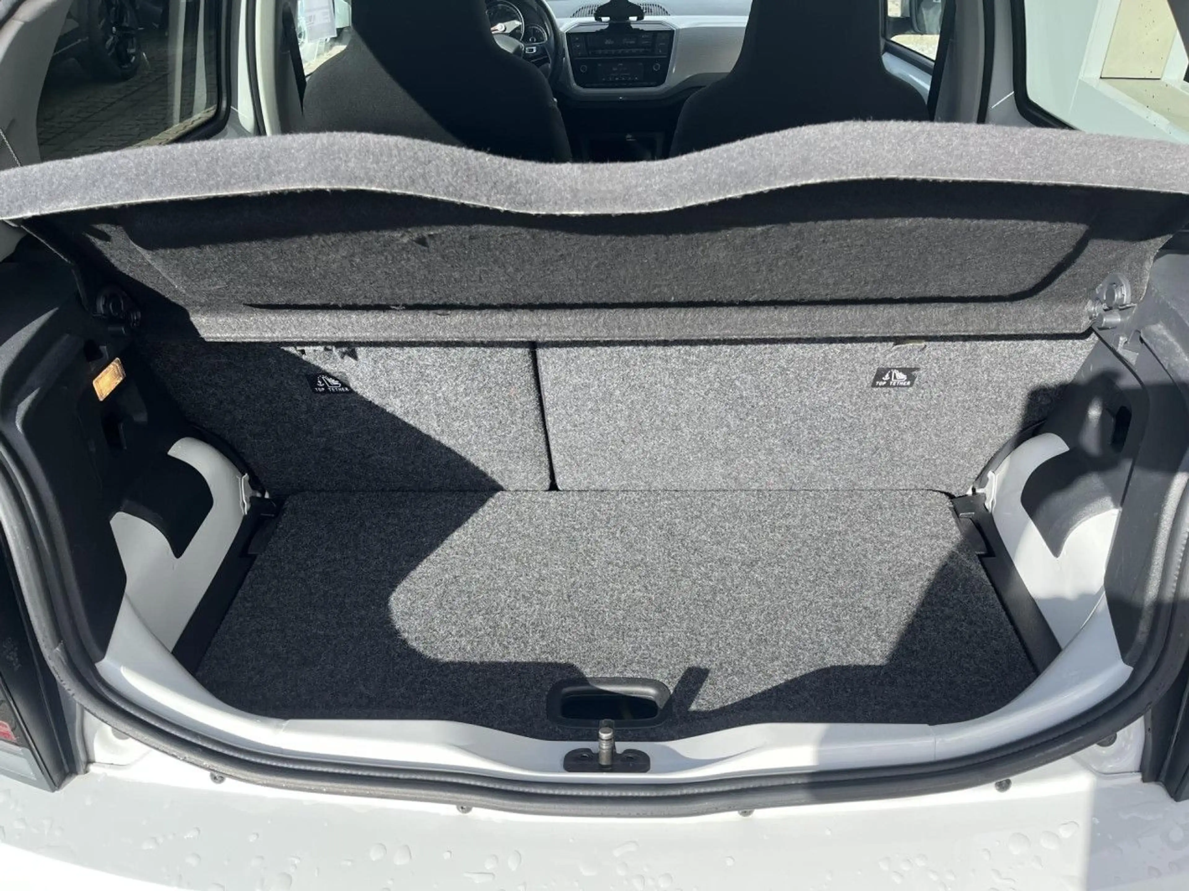 Volkswagen e-up! e-up Plus Style 32,3 kWh GAR 08/27 Bluetooth — photo 7