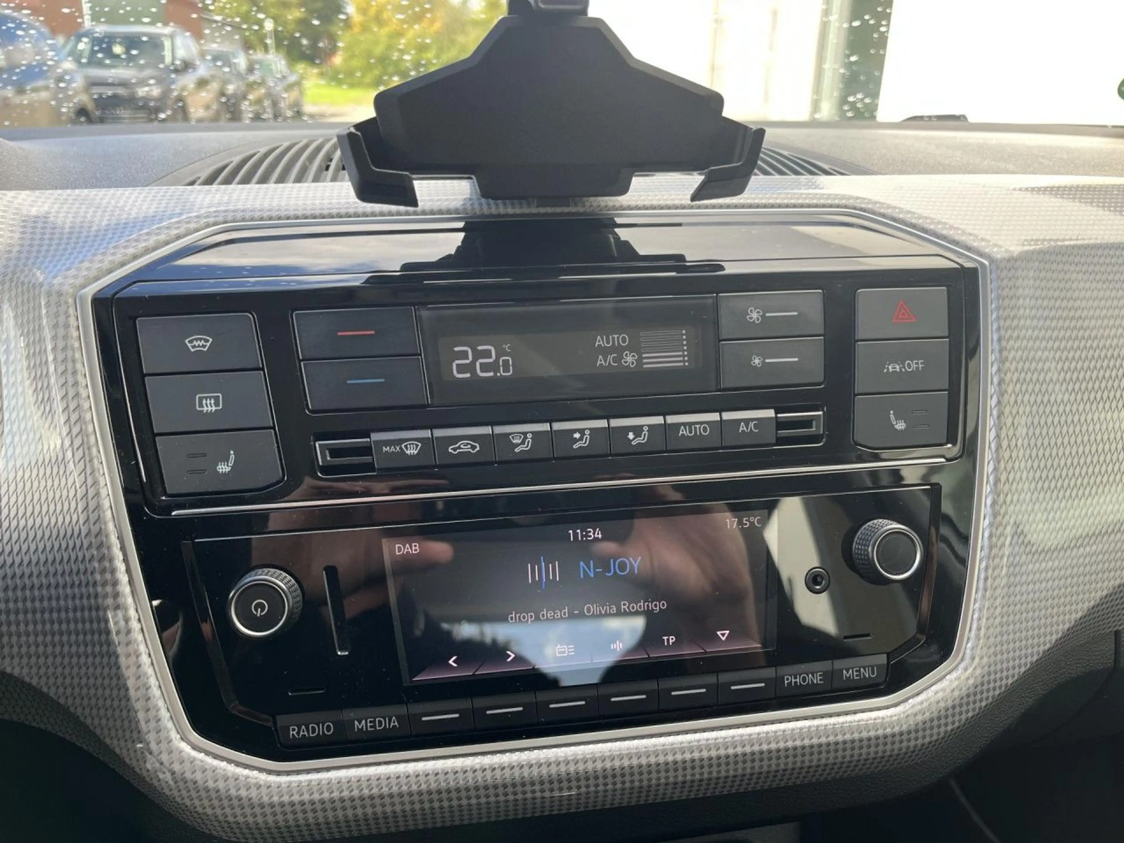 Volkswagen e-up! e-up Plus Style 32,3 kWh GAR 08/27 Bluetooth — photo 11