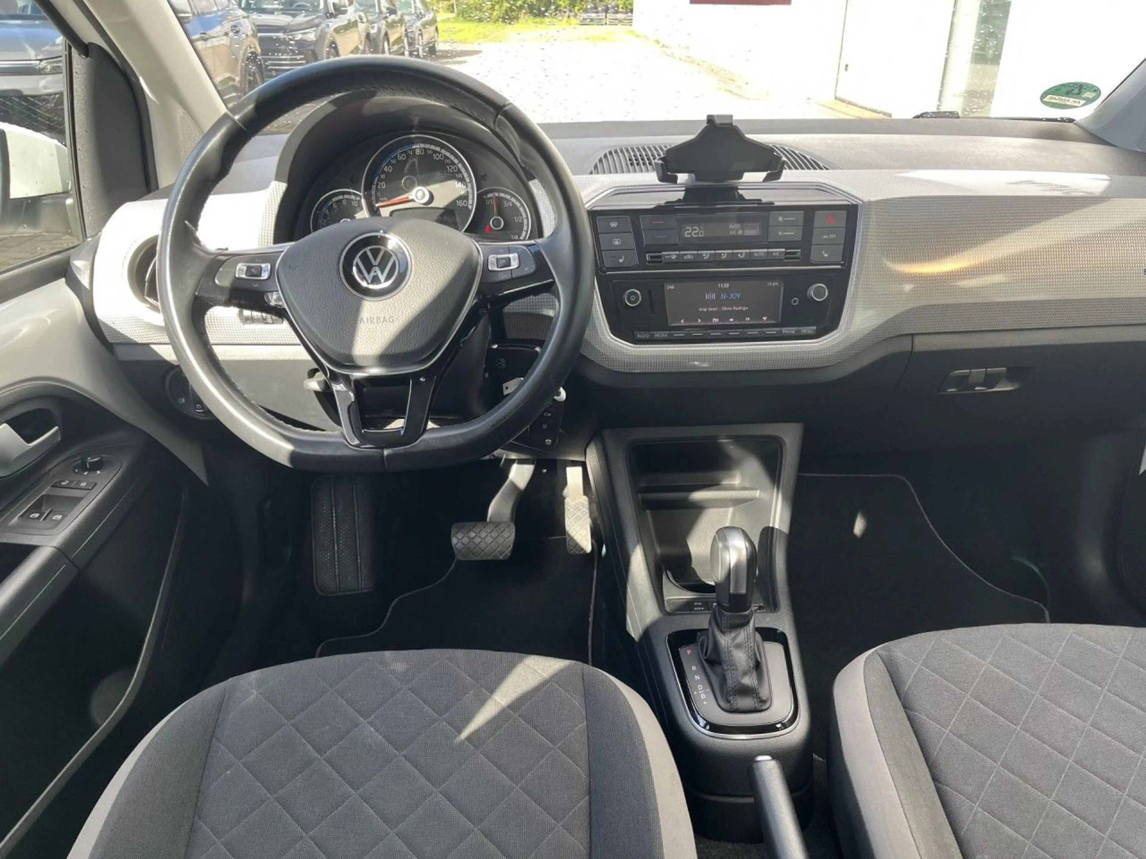Volkswagen e-up! e-up Plus Style 32,3 kWh GAR 08/27 Bluetooth — photo 9