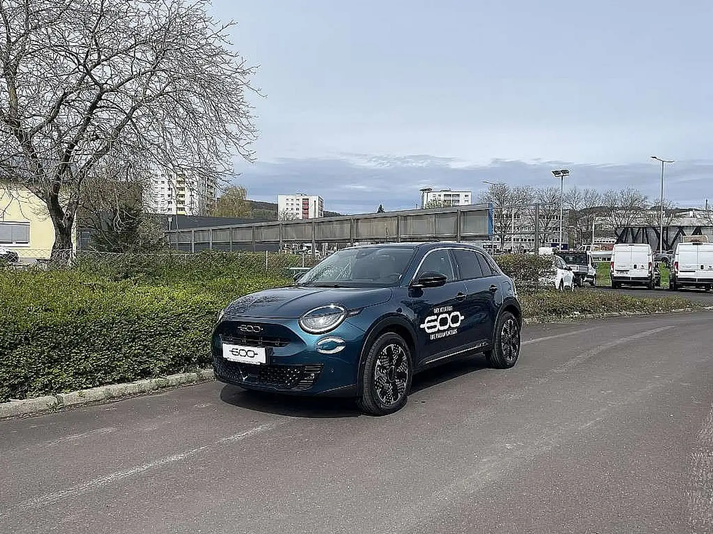 Fiat 600 Elektro La Prima 54 kWh Grün - 1