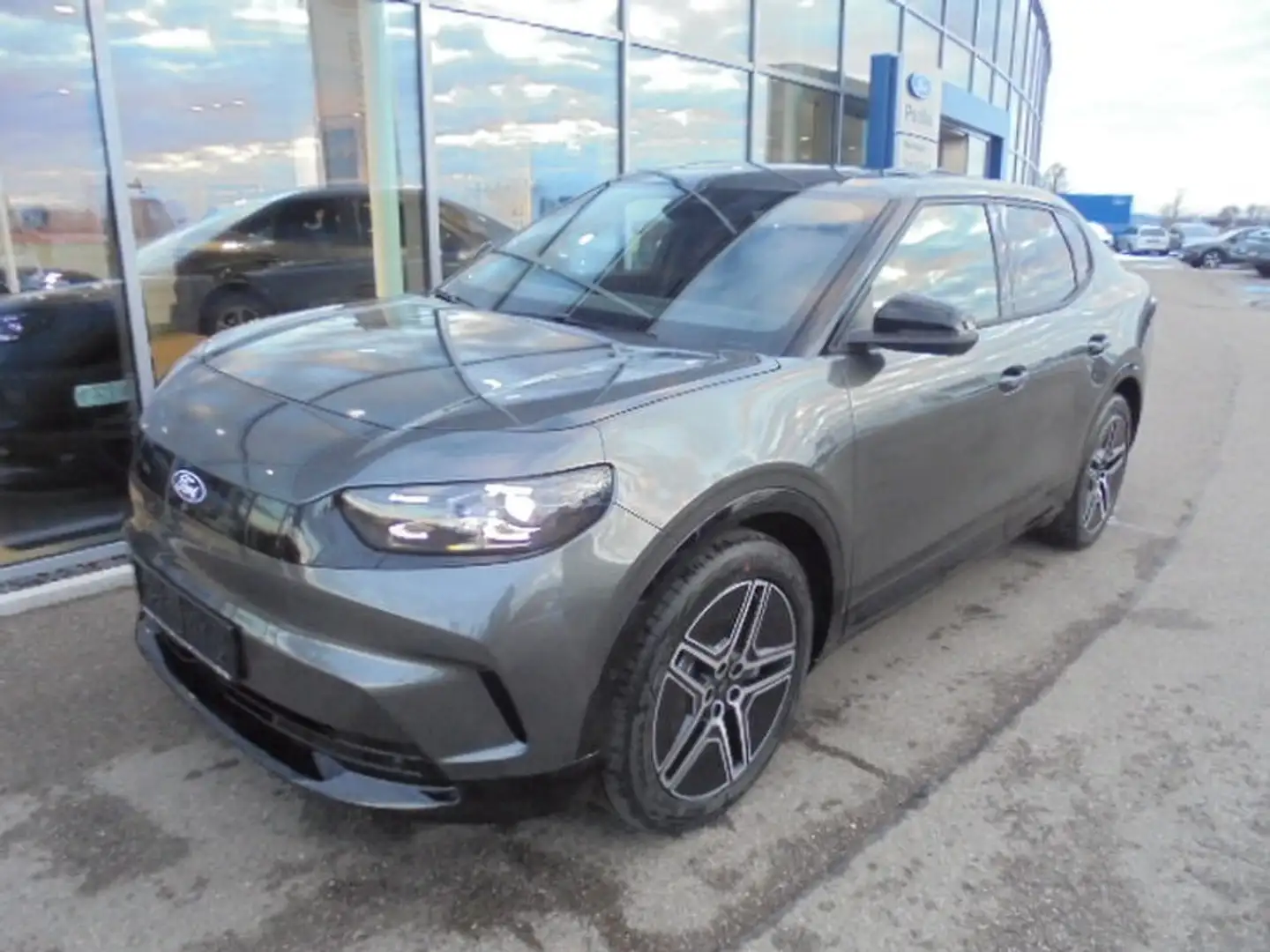 Ford Capri RWD Premium Extended Range LEASINGANGEBOT Grau - 1