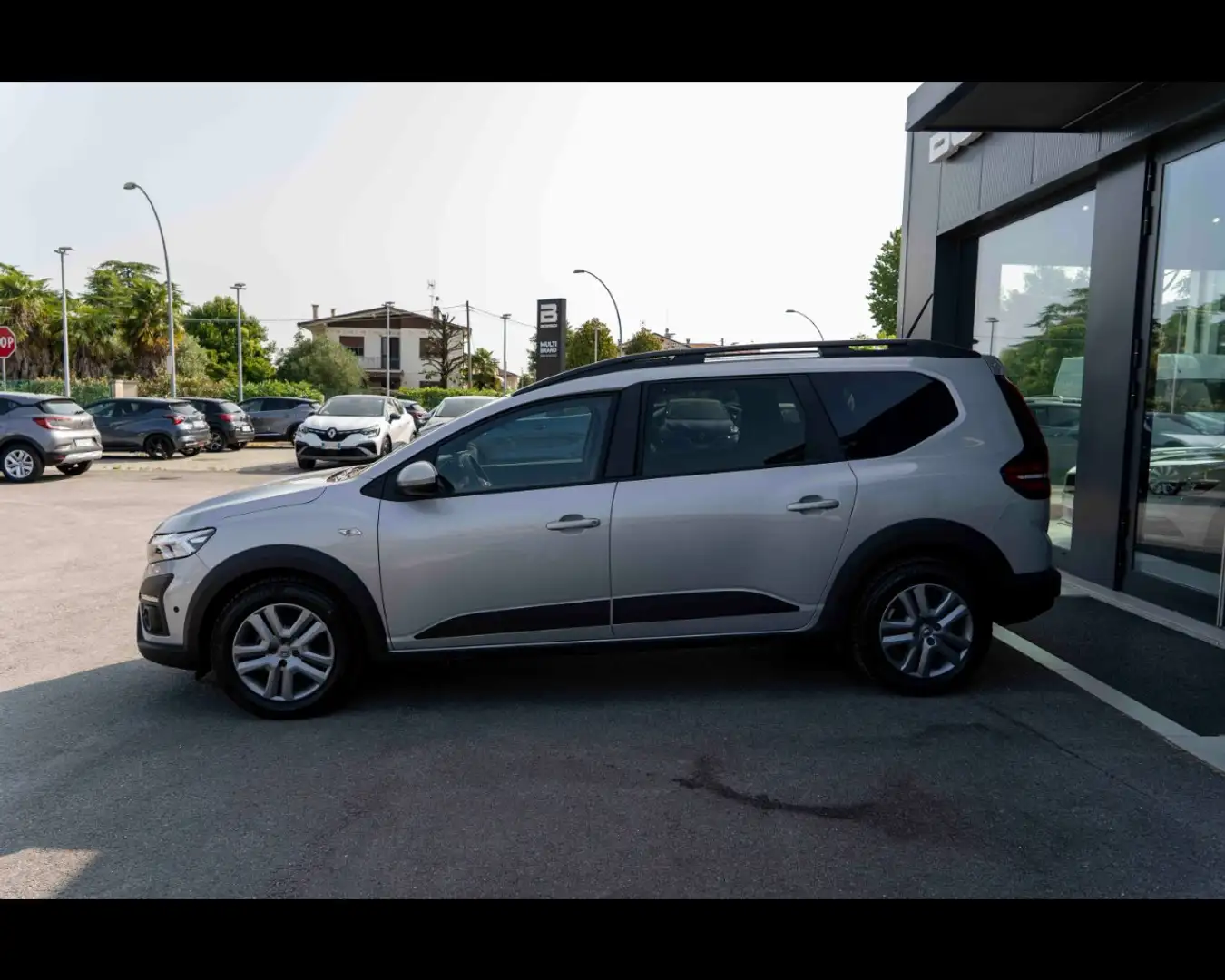Dacia Jogger 1.0 TCe GPL 100 CV 5 posti Comfort Grigio - 2