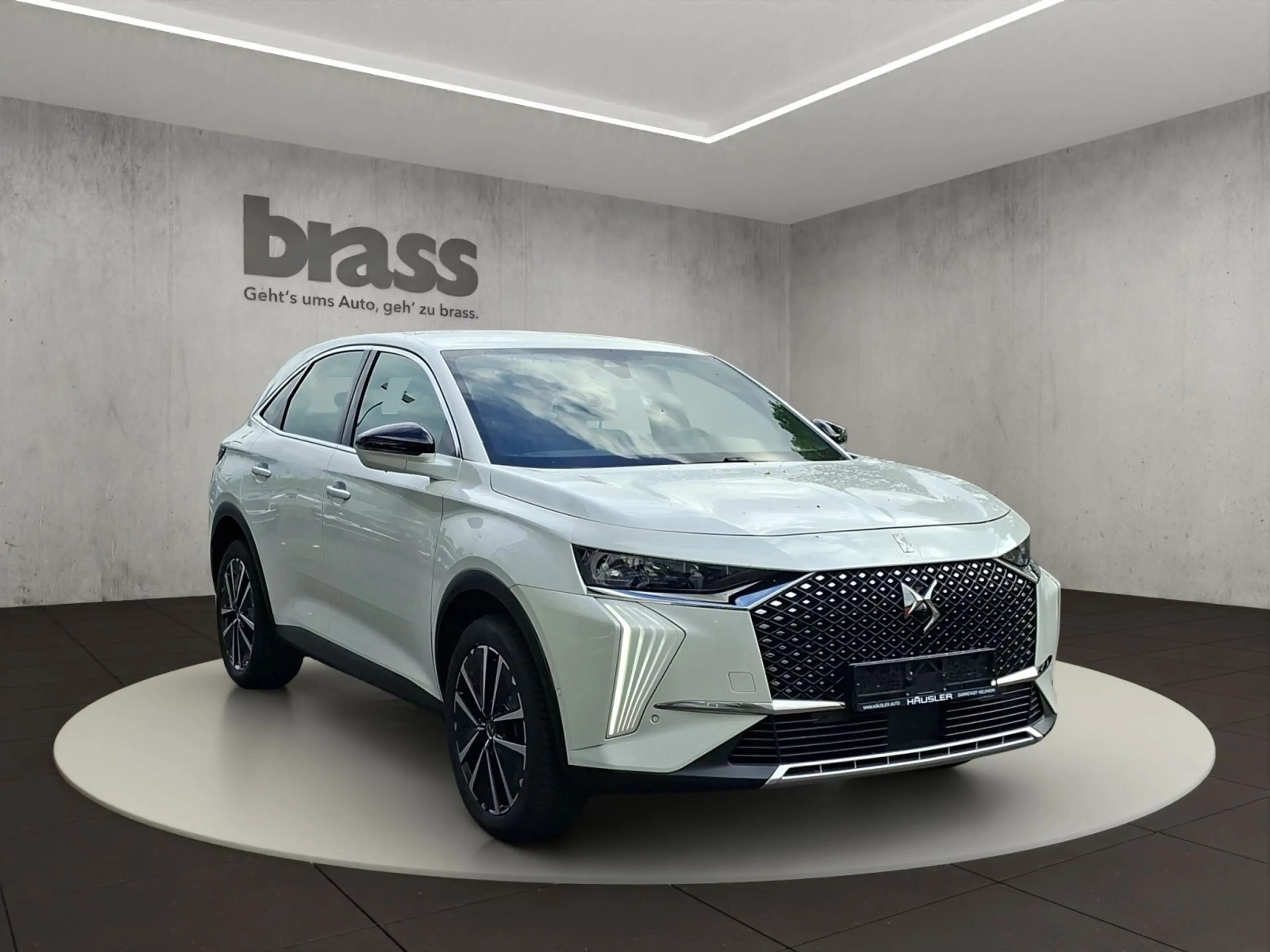 DS Automobiles DS 7 Bastille BlueHDI130 — photo 7
