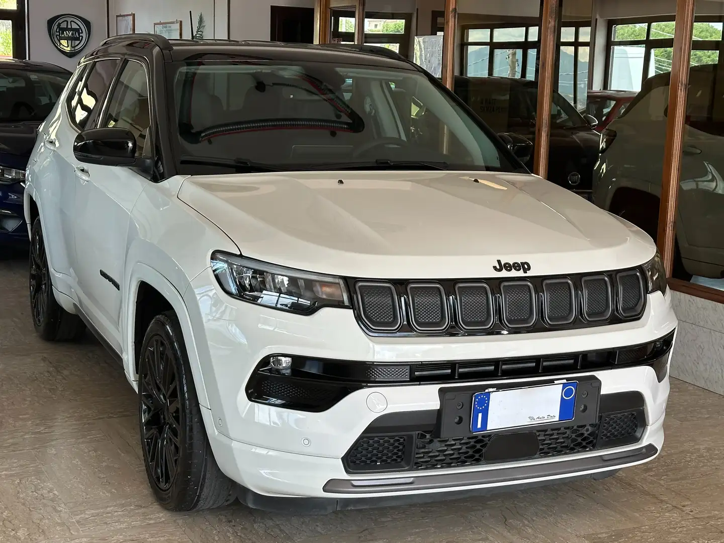 Jeep Compass 2WD 1.6 M.JET 130 cv. S Weiß - 2