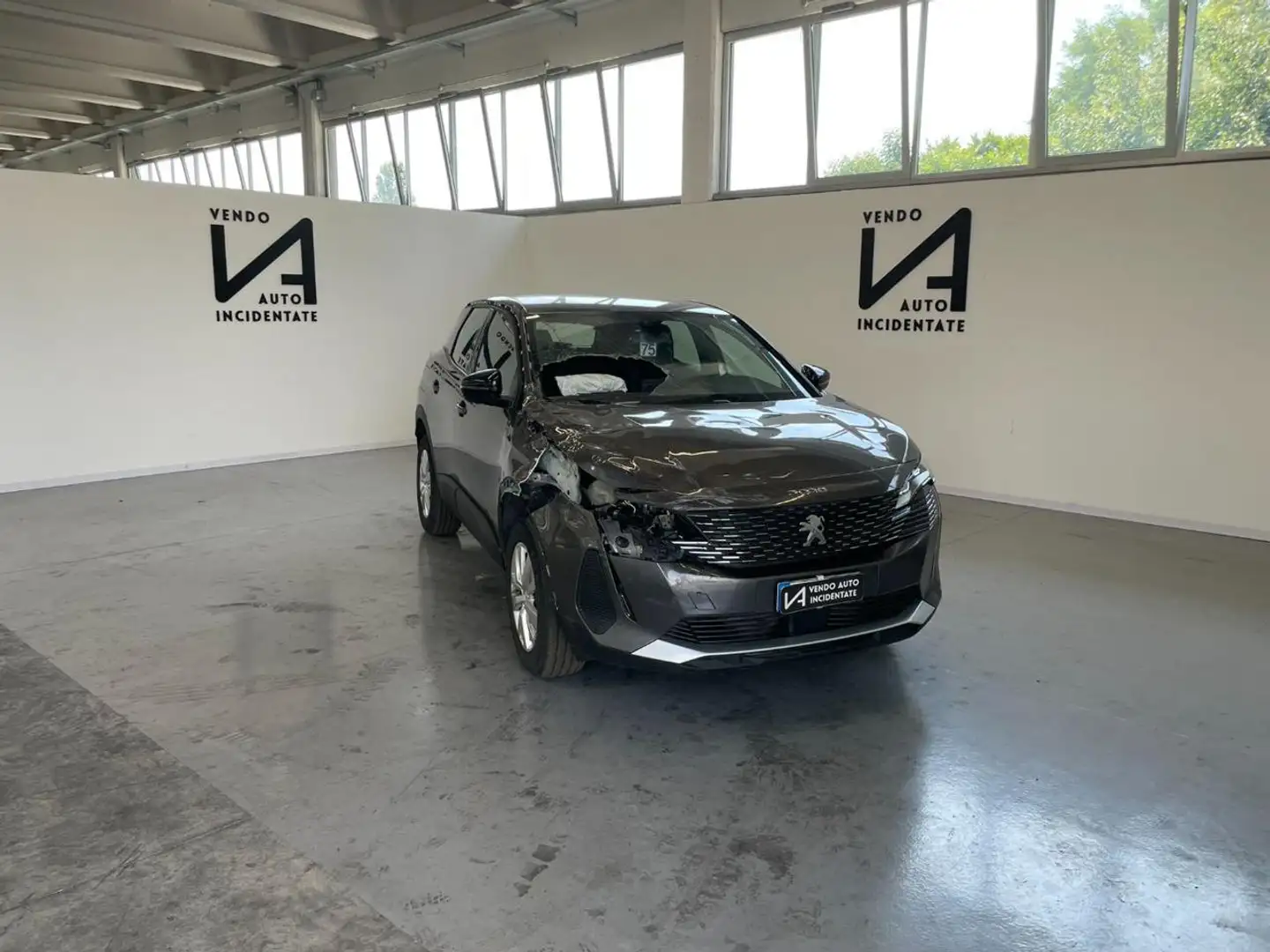 Peugeot 3008 1.5 BLUEHDI 130CV S&S EAT8 Grigio - 1