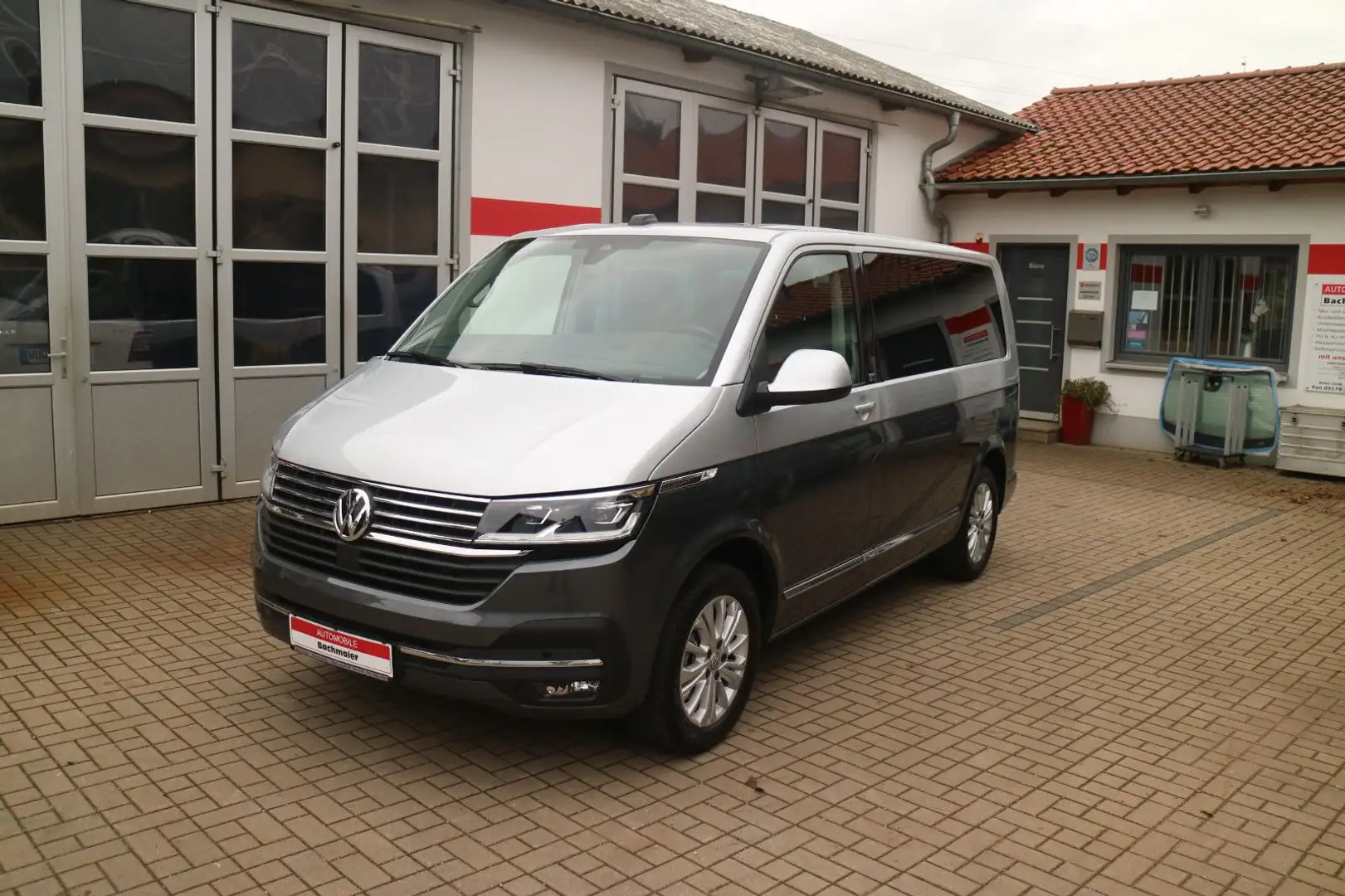 Volkswagen T6.1 Multivan Generation Six-DSG-ACC-AHK-Kamera - 1