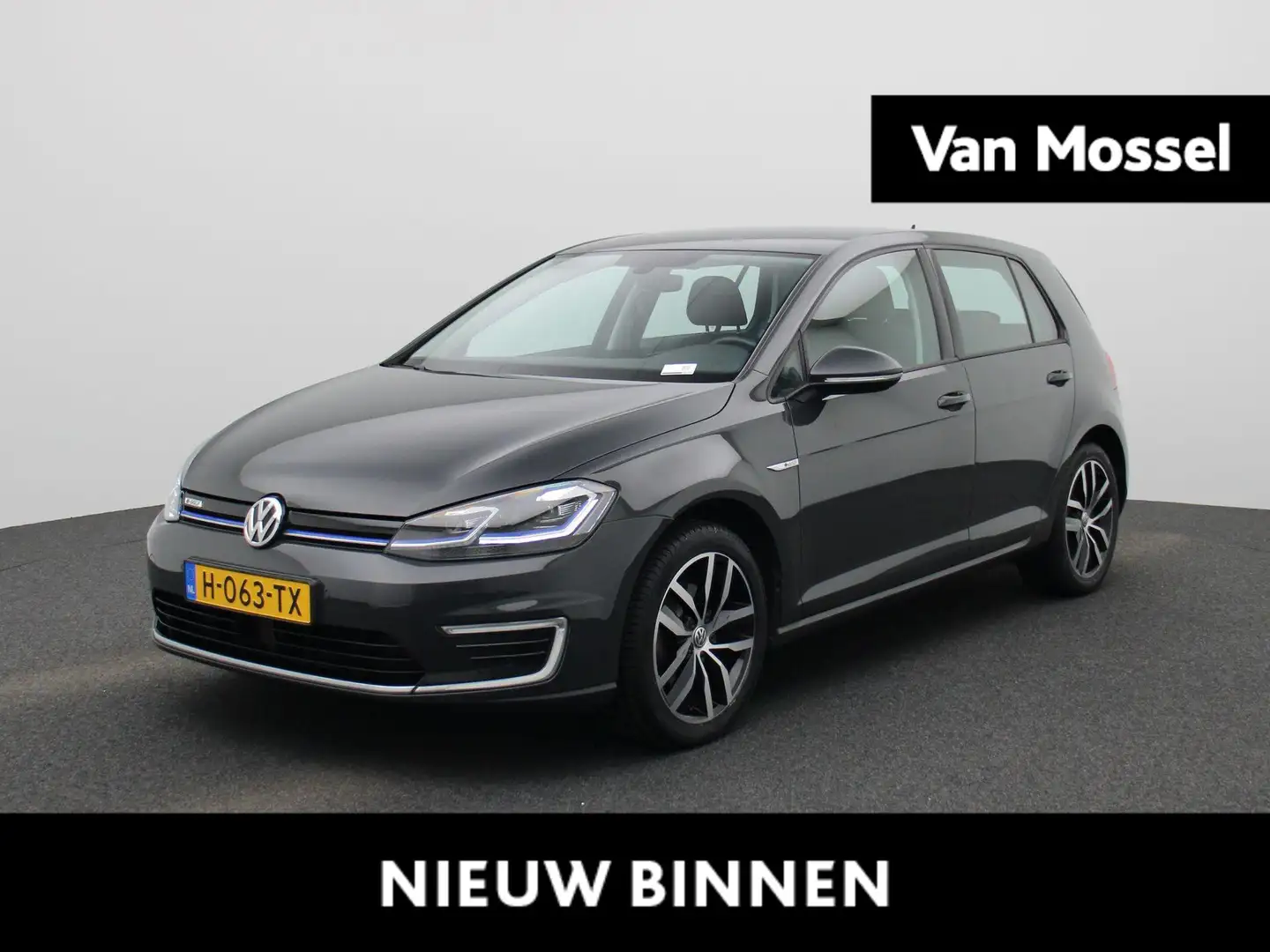 Volkswagen e-Golf E-DITION | Apple Carplay - Android Auto | Achterui Grijs - 1