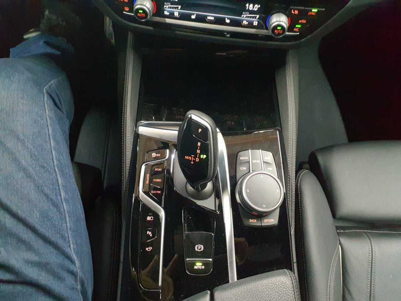 BMW 545 545e xDrive Aut. M-SPORT NAVI LED PDC KAM — photo 10