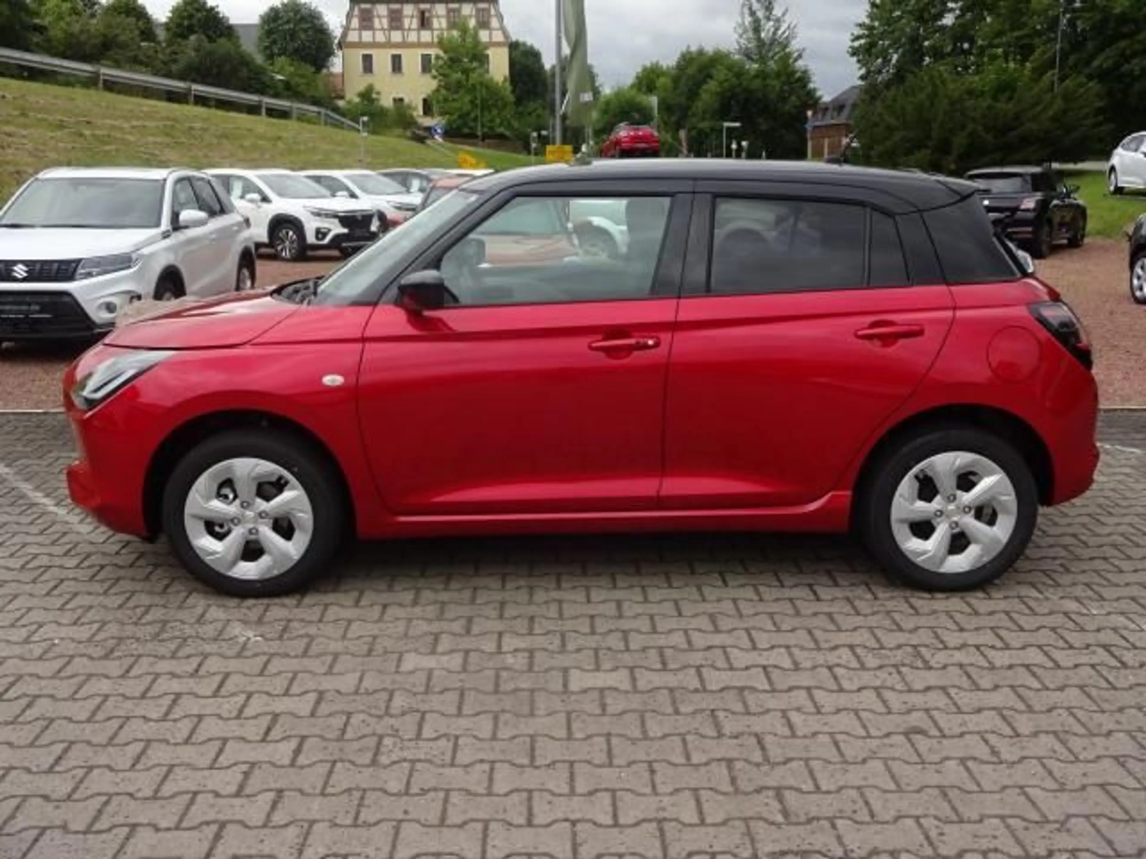 Suzuki Swift SWIFT 1.2 DUALJET ALLGRIP COMFORT NAVI SITZH. — photo 2