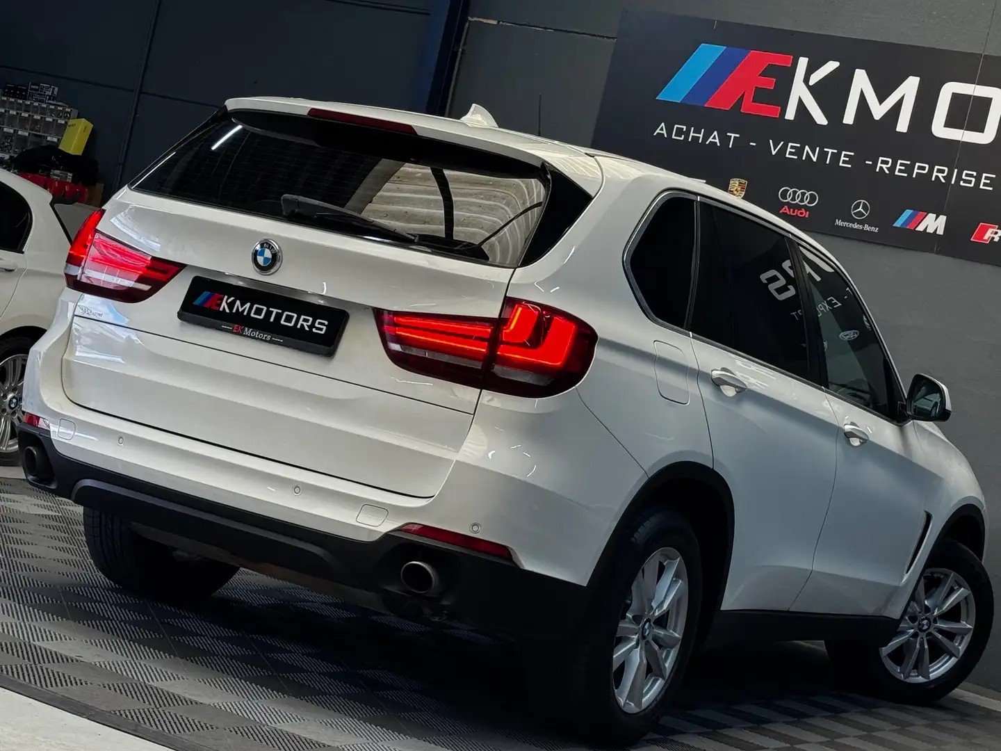 BMW X5 *ACC*CUIR*NAVI PRO*SHIFT*IDRIVE*LED Wit - 2