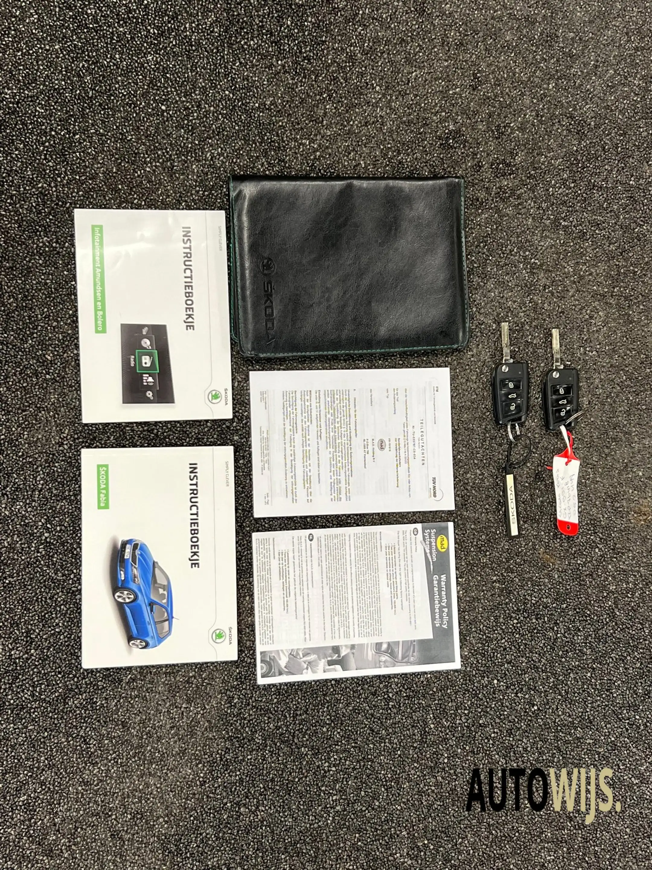 Skoda Fabia Combi 1.2 TSI Edition|AUT|PANO|TREKHAAK|CLIMA|XENO — photo 9