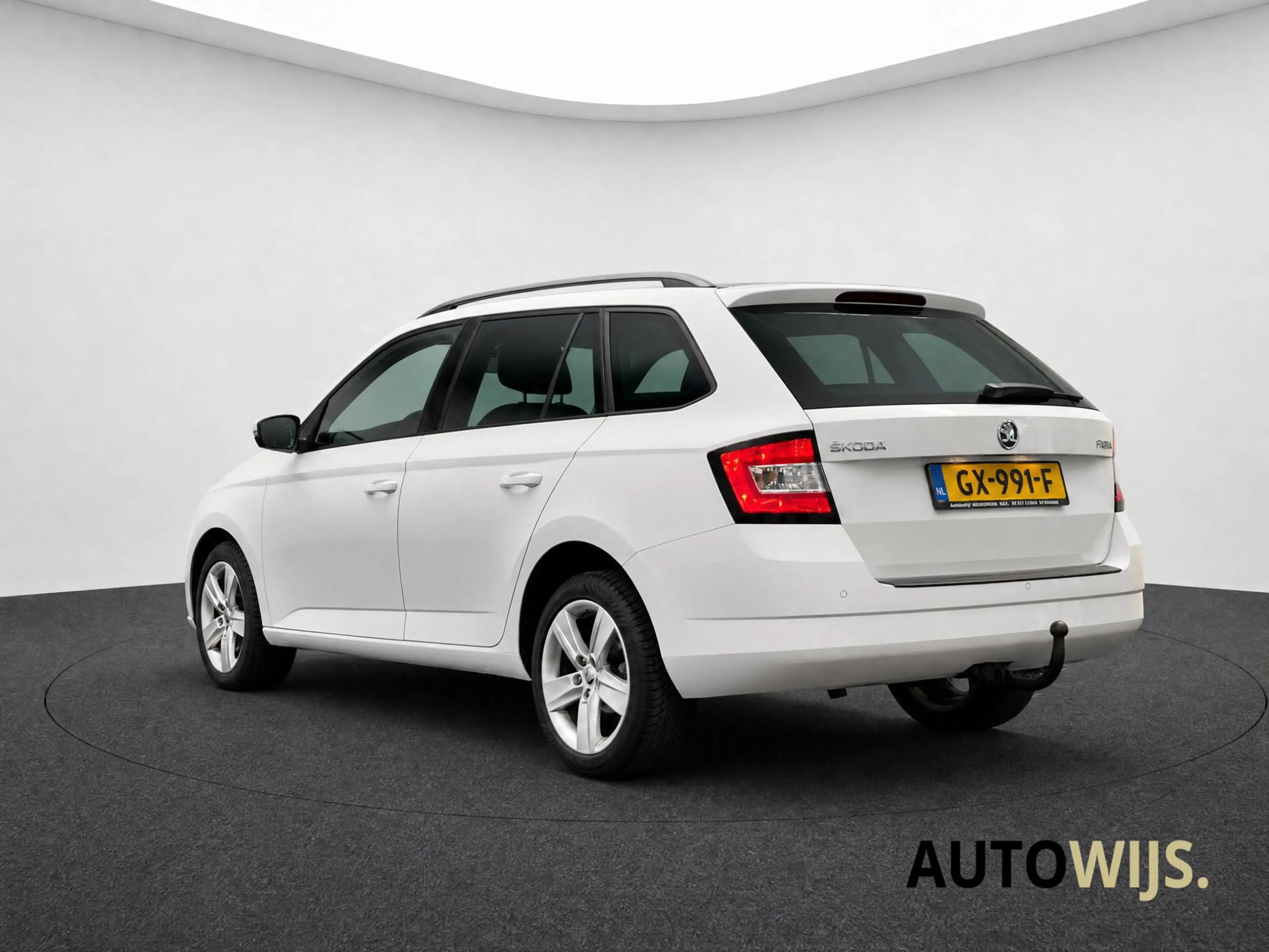 Skoda Fabia Combi 1.2 TSI Edition|AUT|PANO|TREKHAAK|CLIMA|XENO — photo 10