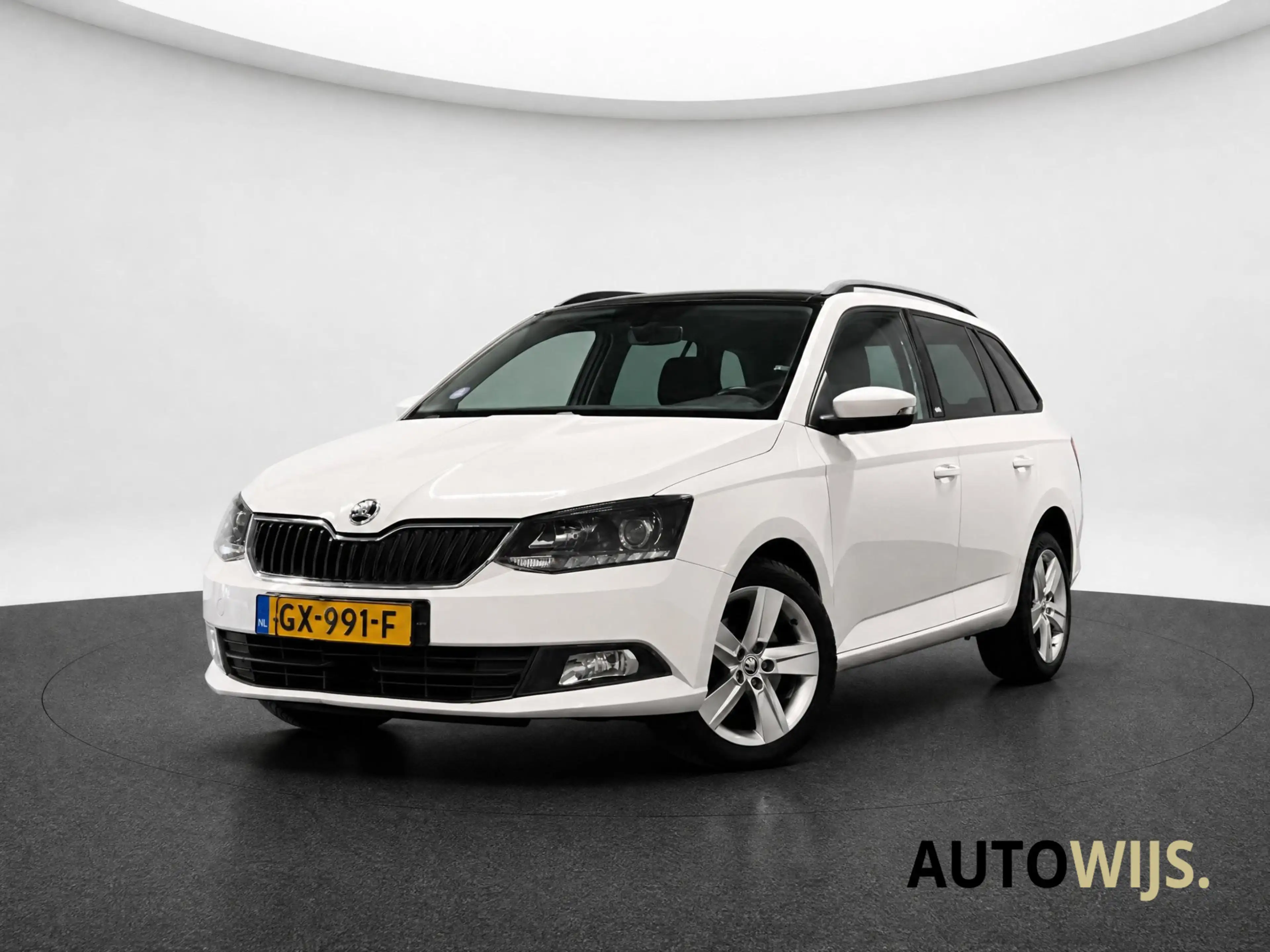 Skoda Fabia Combi 1.2 TSI Edition|AUT|PANO|TREKHAAK|CLIMA|XENO — photo 8