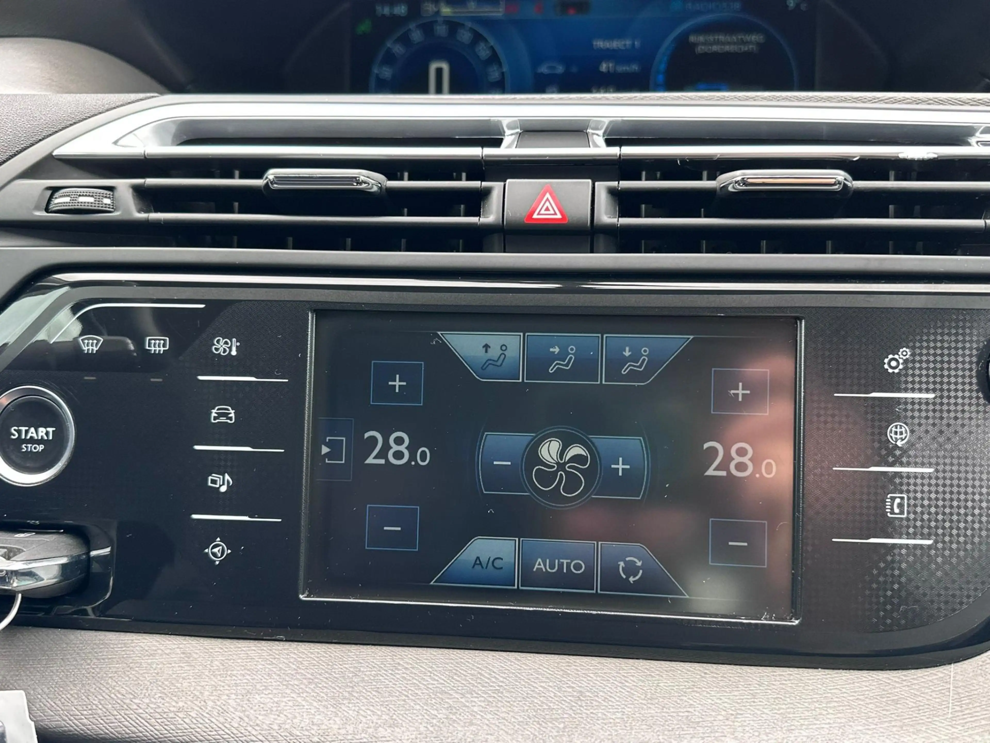 Citroen C4 Picasso 1.2 PureTech Intensive Achteruit camera*Navigatie* — photo 8