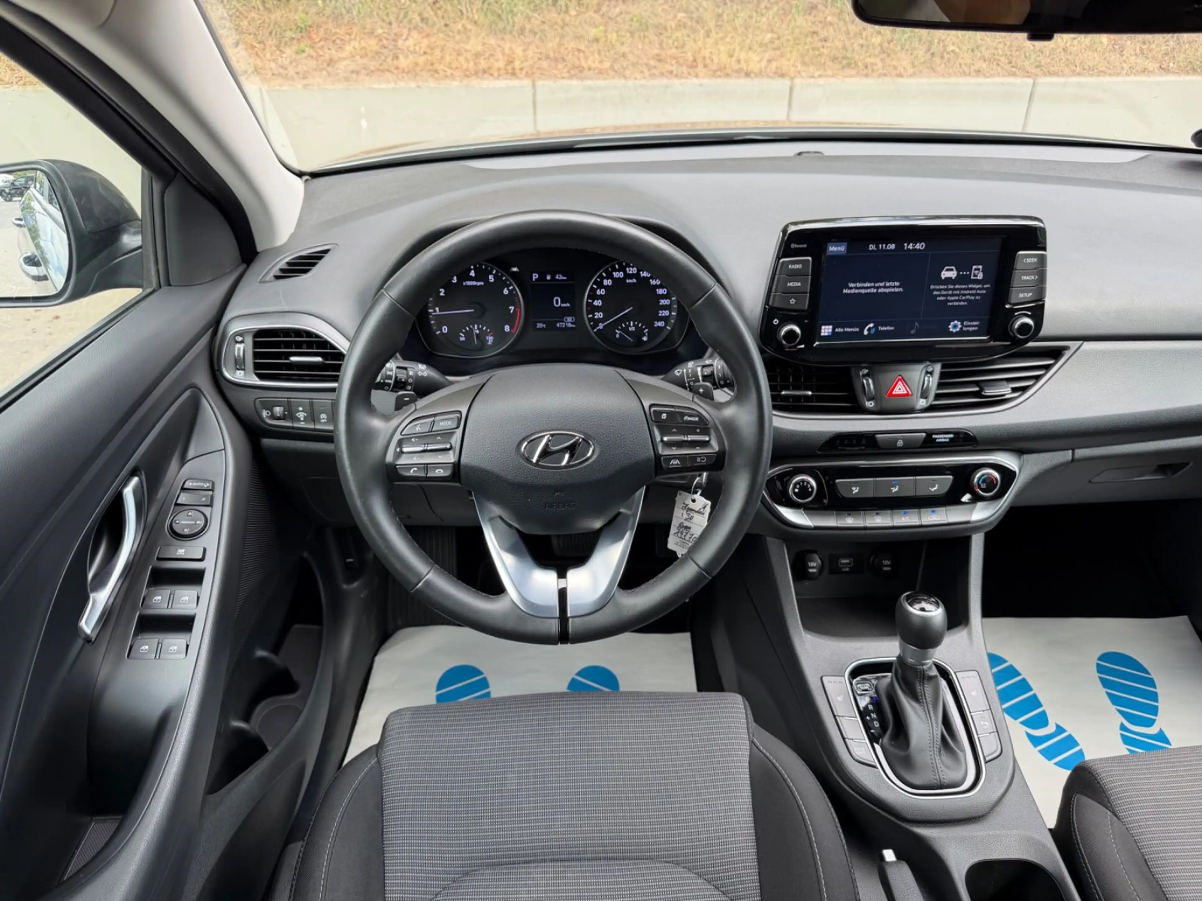Hyundai i30 cw Select AUTOMATIK/CARPLAY/1HAND/KAMERA/TEM — photo 9