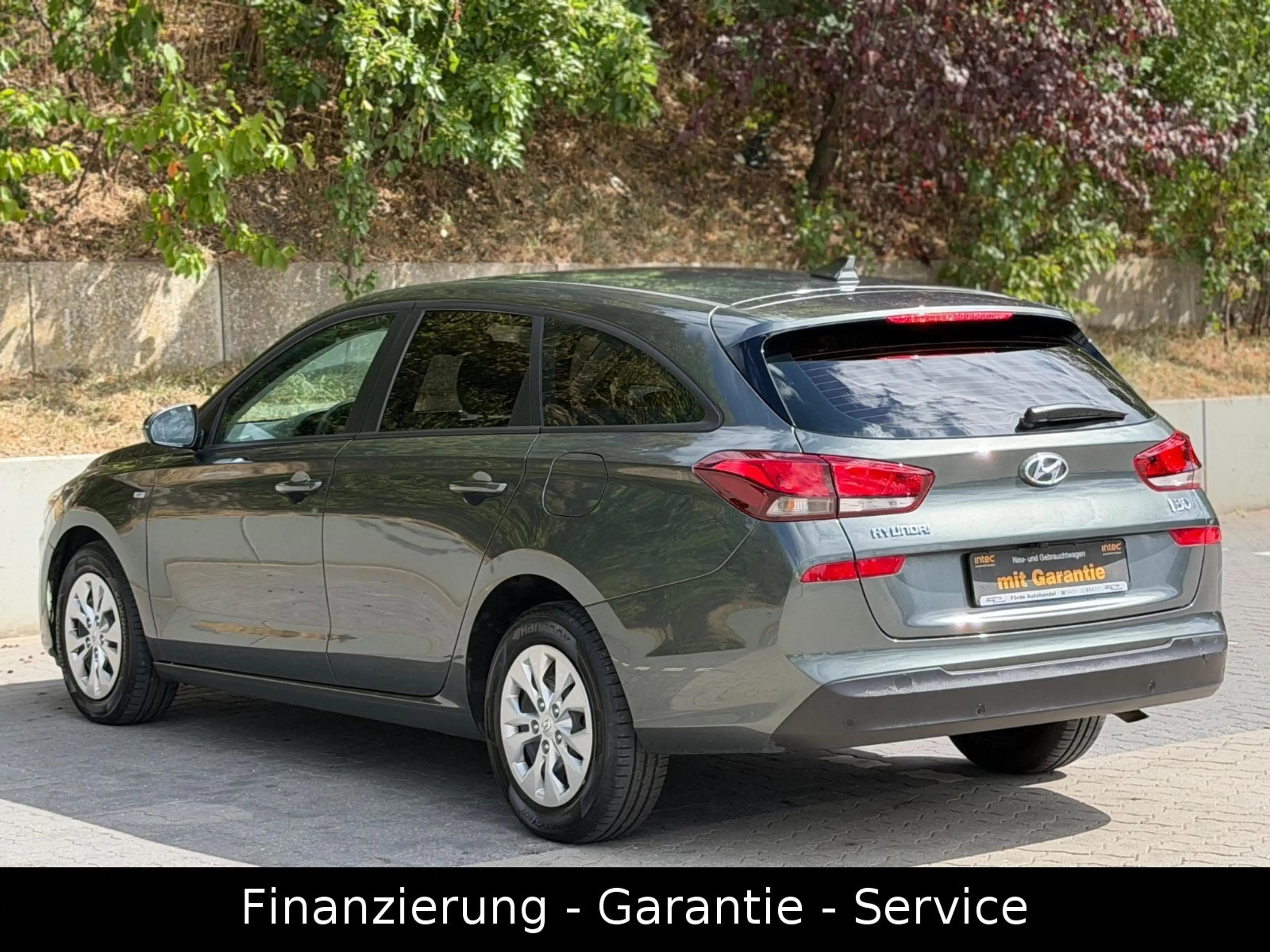 Hyundai i30 cw Select AUTOMATIK/CARPLAY/1HAND/KAMERA/TEM — photo 7