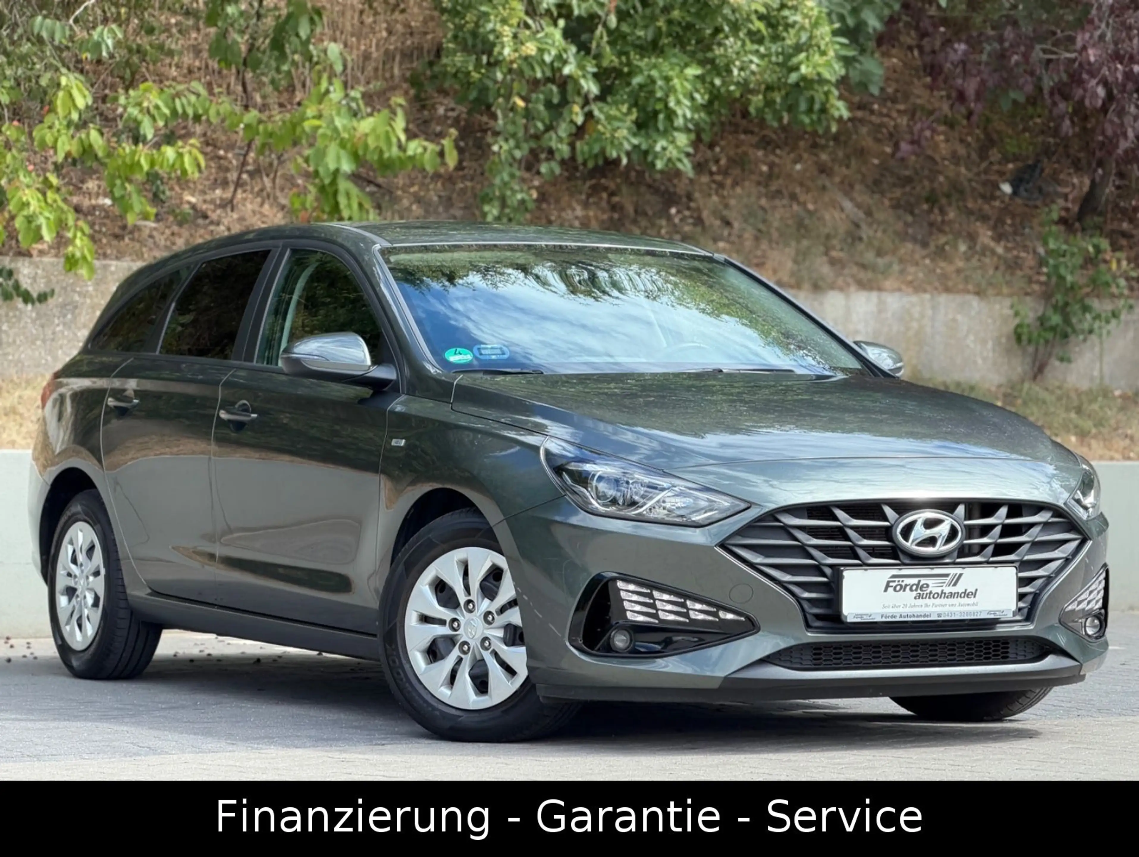 Hyundai i30 cw Select AUTOMATIK/CARPLAY/1HAND/KAMERA/TEM — photo 3