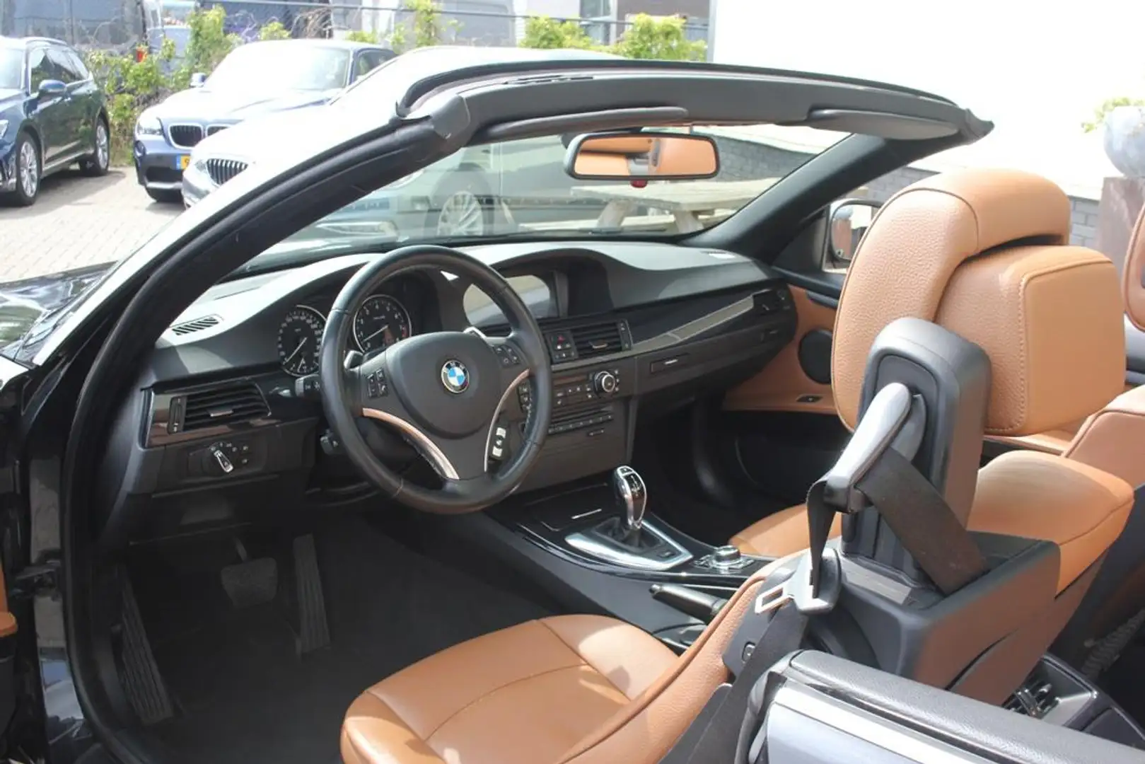 BMW 335 3-serie Cabrio 335i High Executive LCI | DCT | Spo Zwart - 2