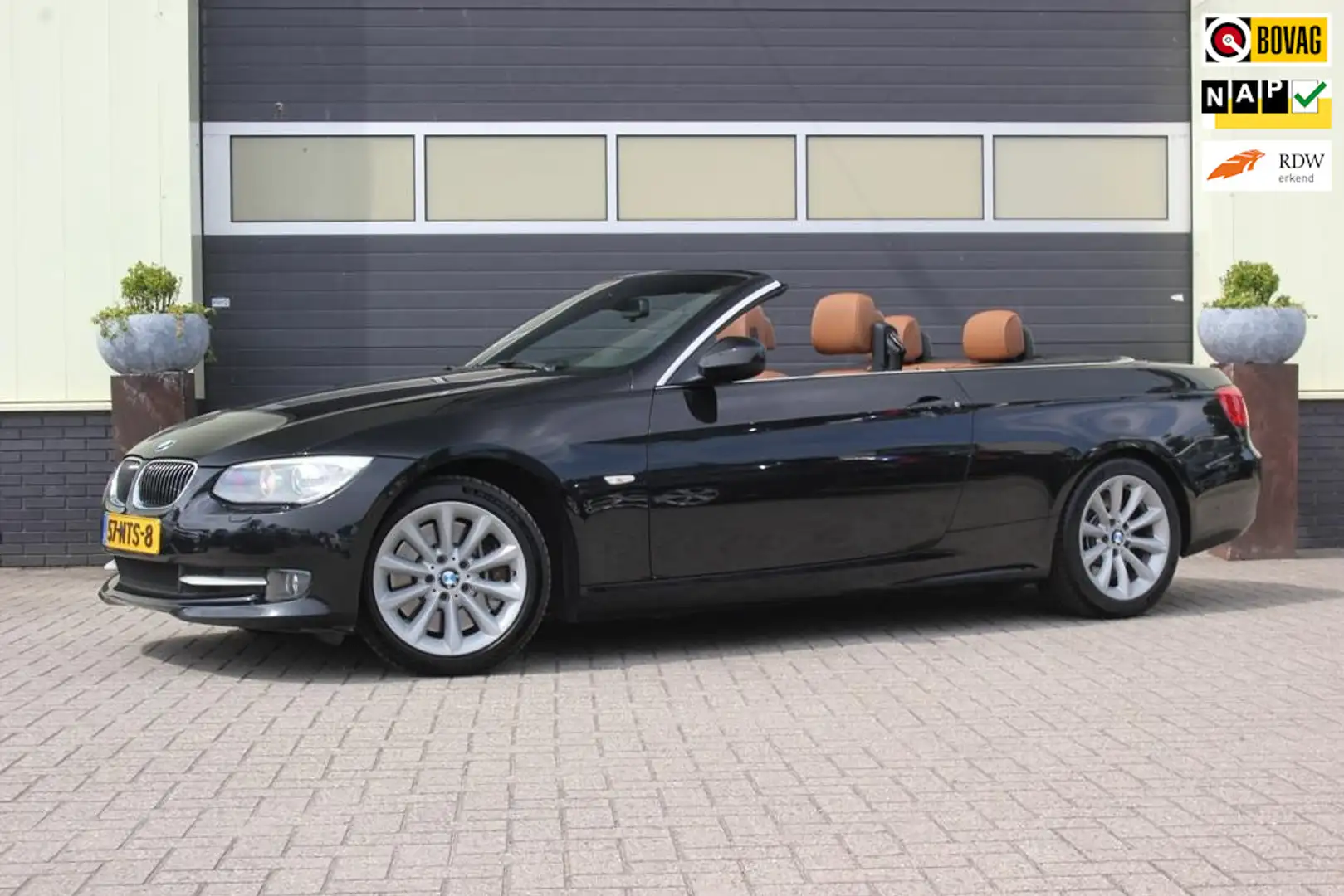 BMW 335 3-serie Cabrio 335i High Executive LCI | DCT | Spo Zwart - 1