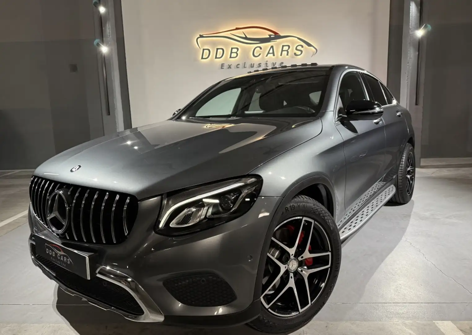 Mercedes-Benz GLC 220 Coupé 220d 4Matic Aut. Gris - 1