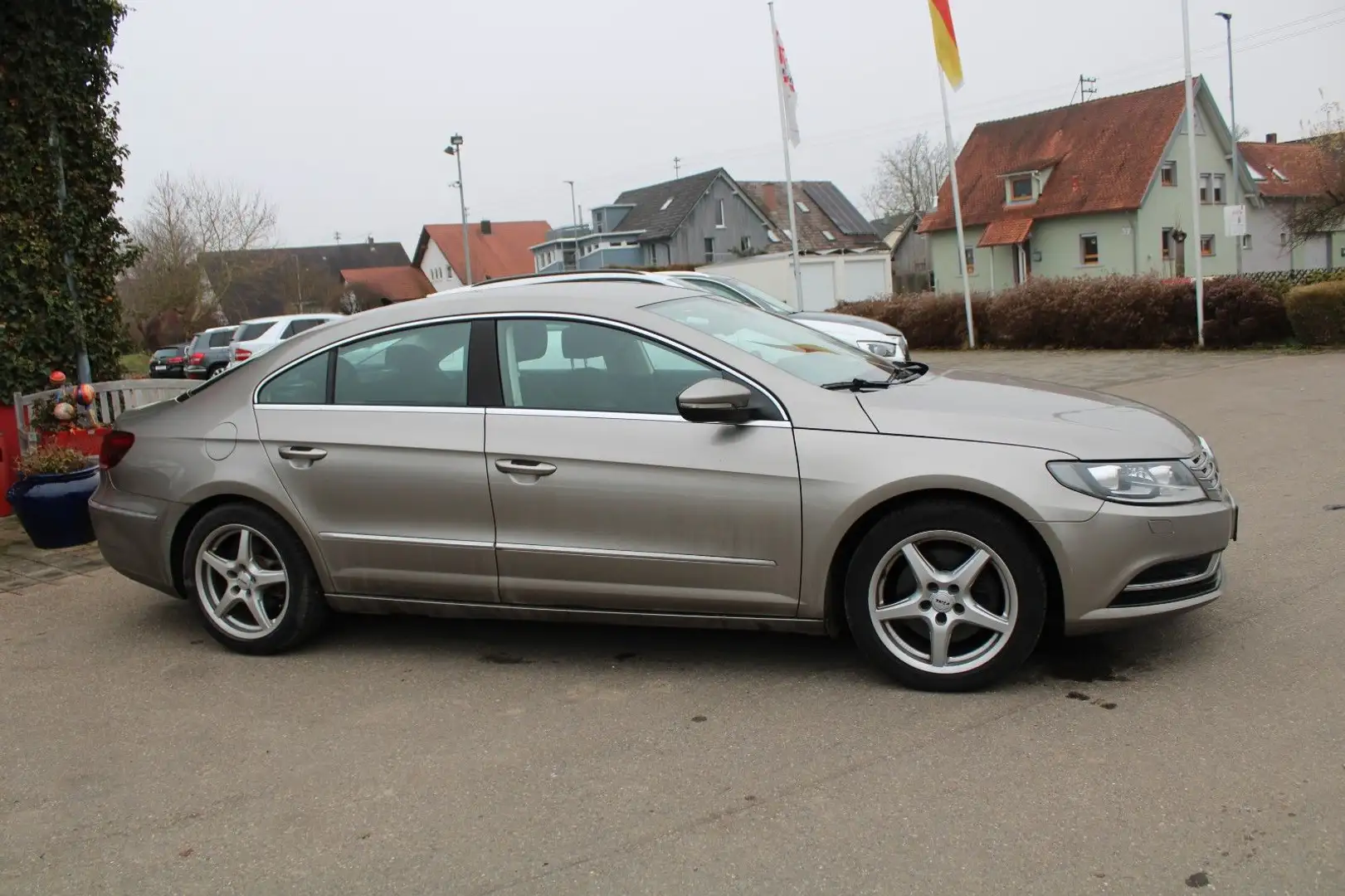 Volkswagen CC Basis Blue 2.0 TDI*AHK*SPOSI Braun - 1