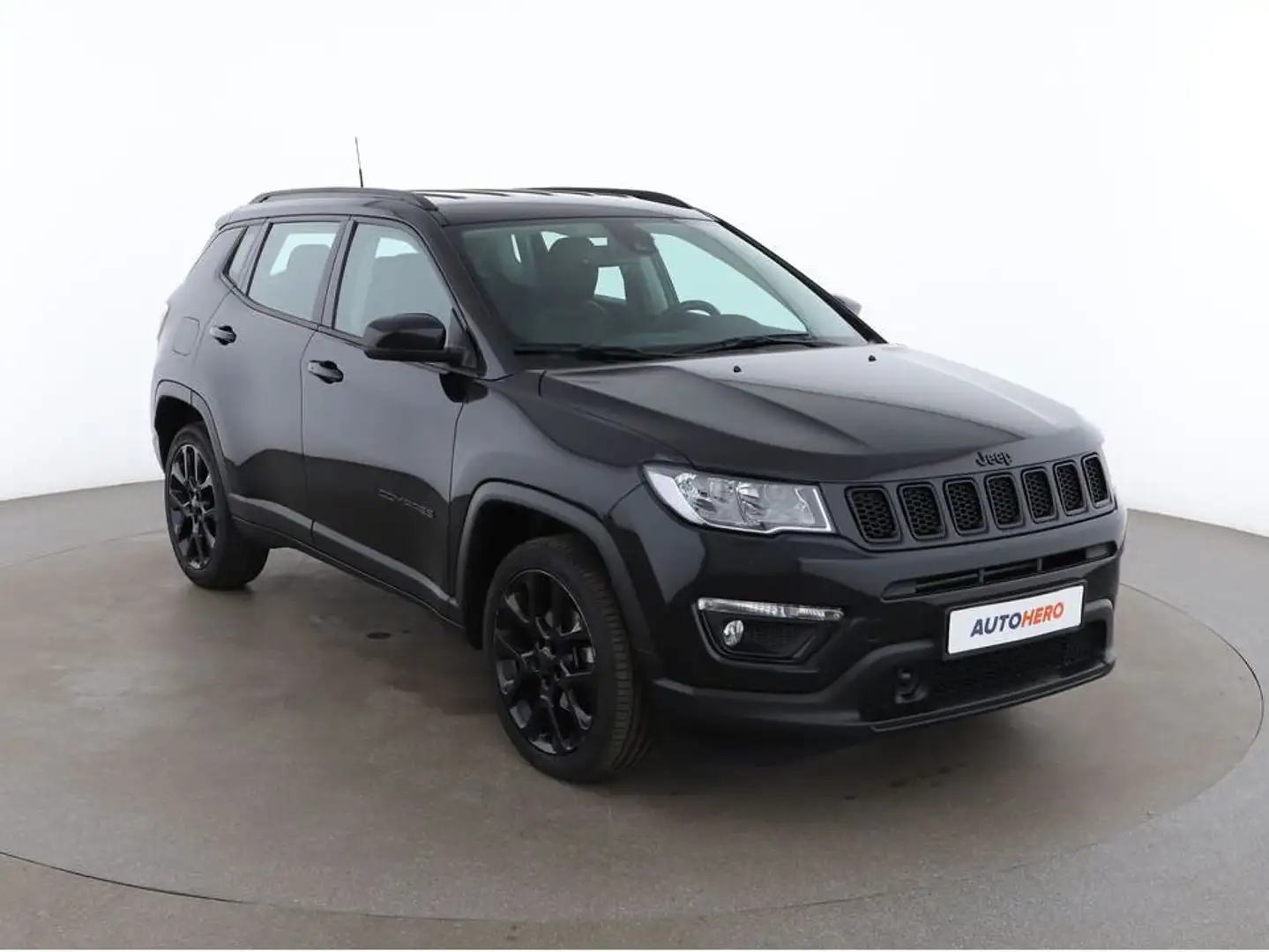Jeep Compass Compass 1.3 Turbo 4x2 Longitude DDCT Noir - 2