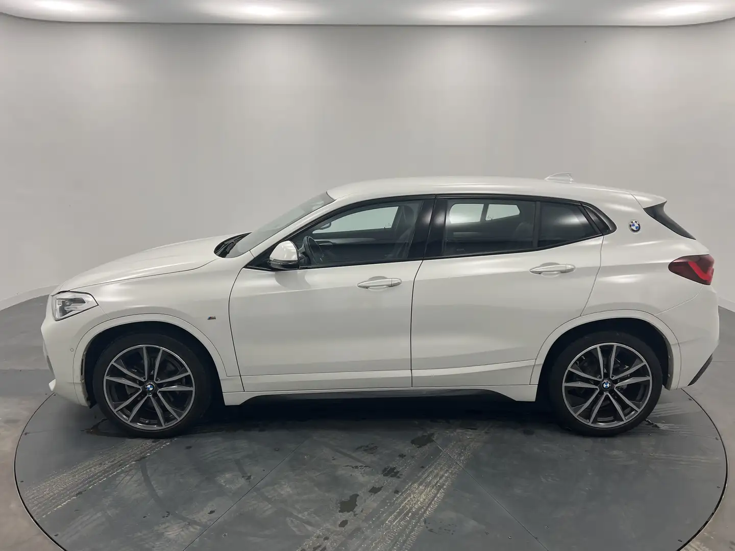 BMW X2 sDrive 18i 136 ch DKG7 M Sport Blanc - 2