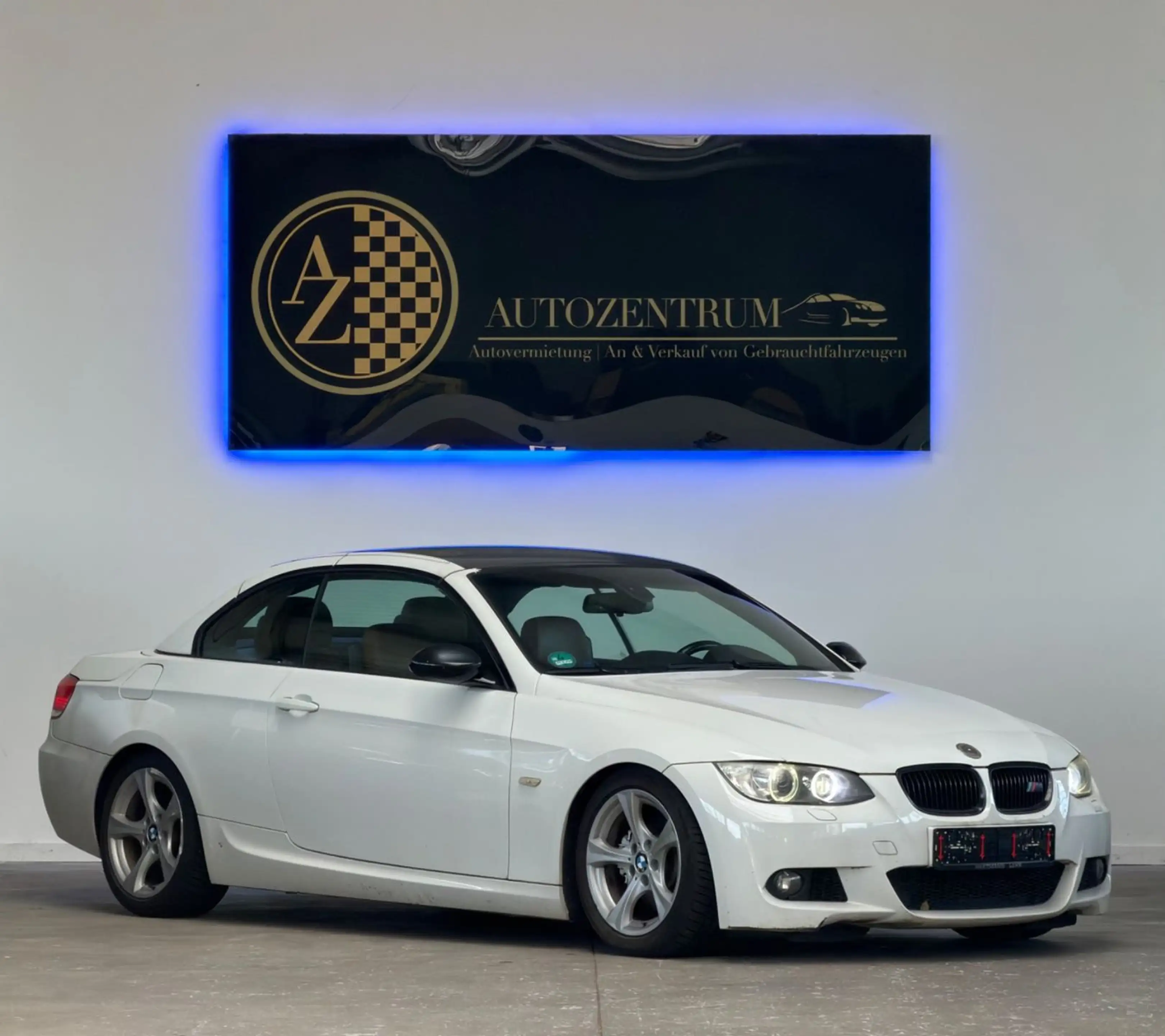BMW 325 i Cabrio M-Paket *ANGLE-EYES* LEDER*NAVI* — photo 3