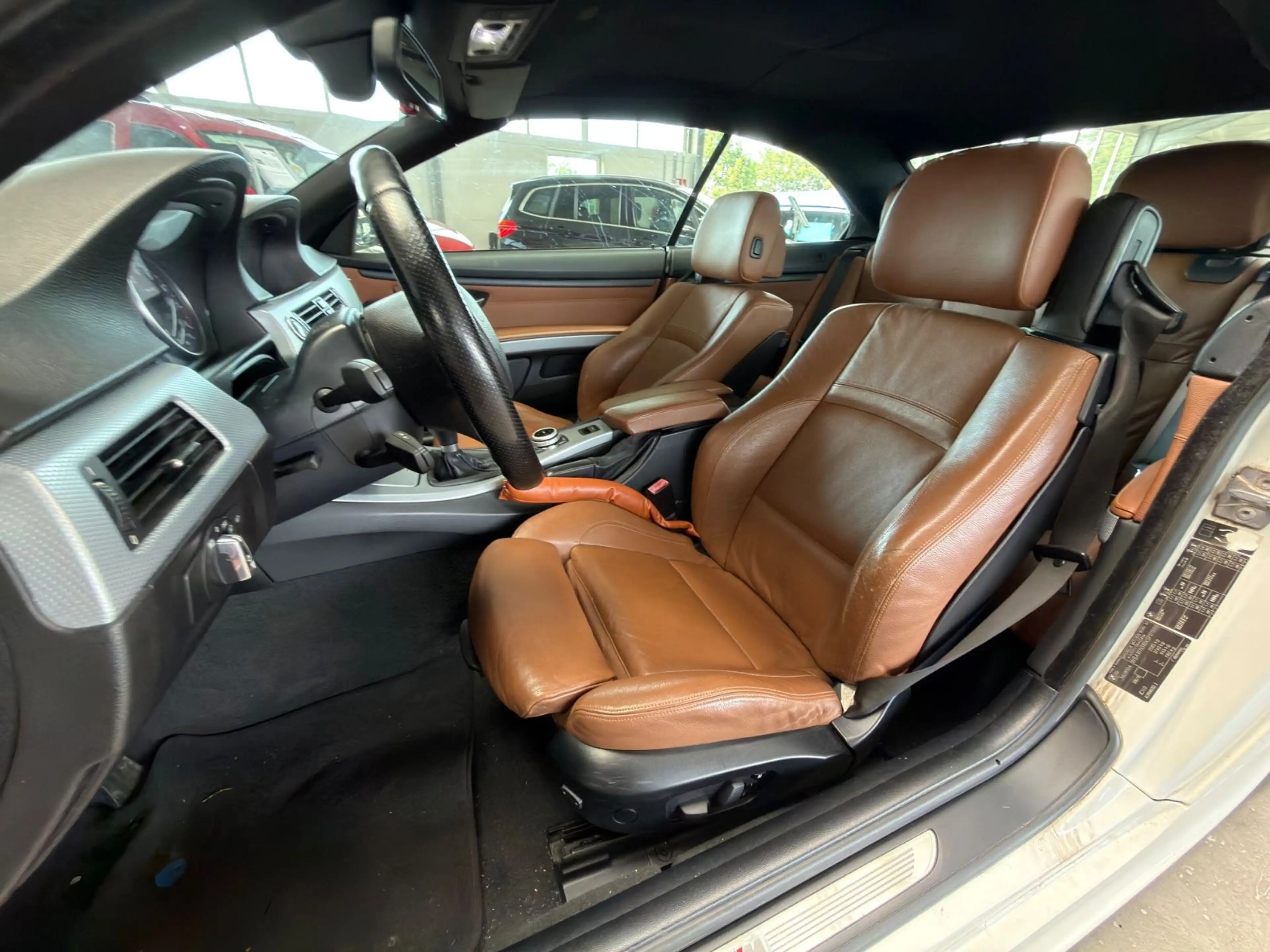 BMW 325 i Cabrio M-Paket *ANGLE-EYES* LEDER*NAVI* — photo 15
