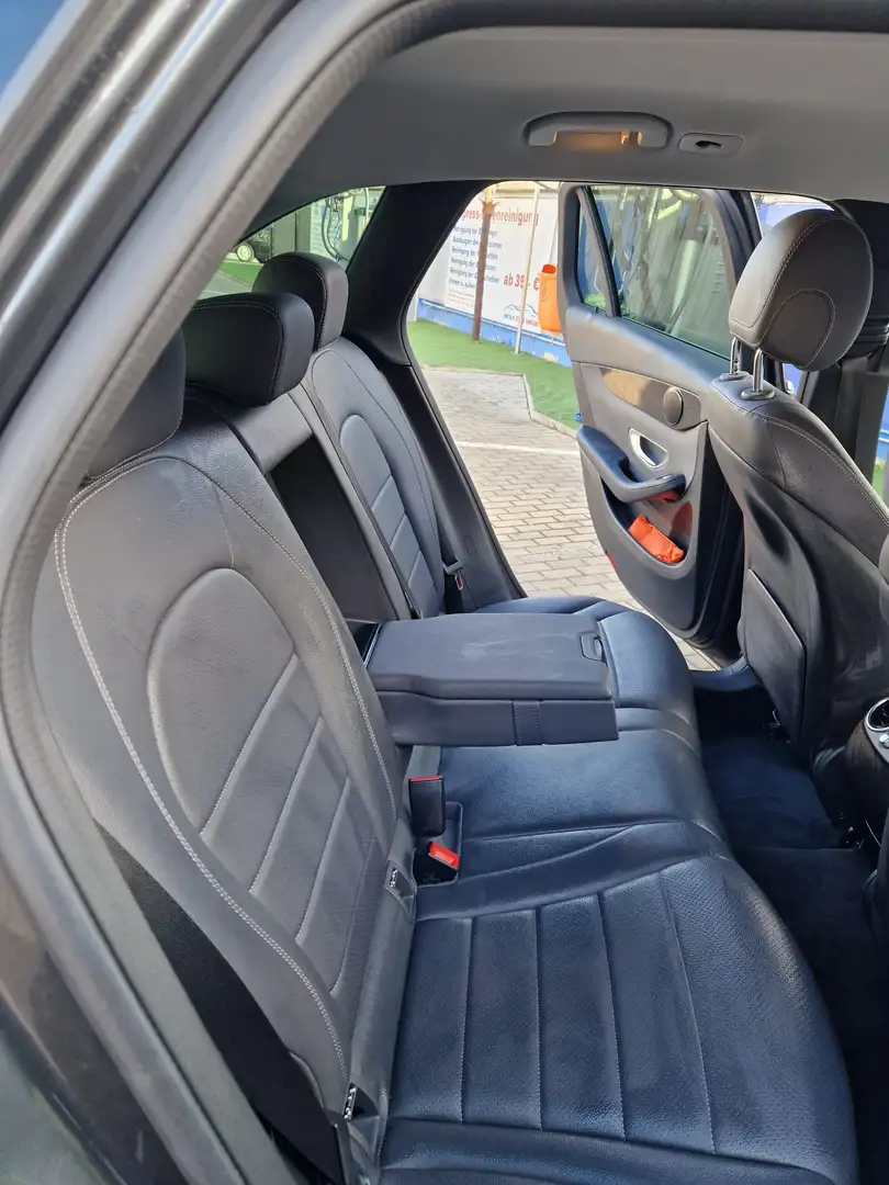Mercedes-Benz GLC 220 GLC 220 d 4Matic 9G-TRONIC Exclusive - 2