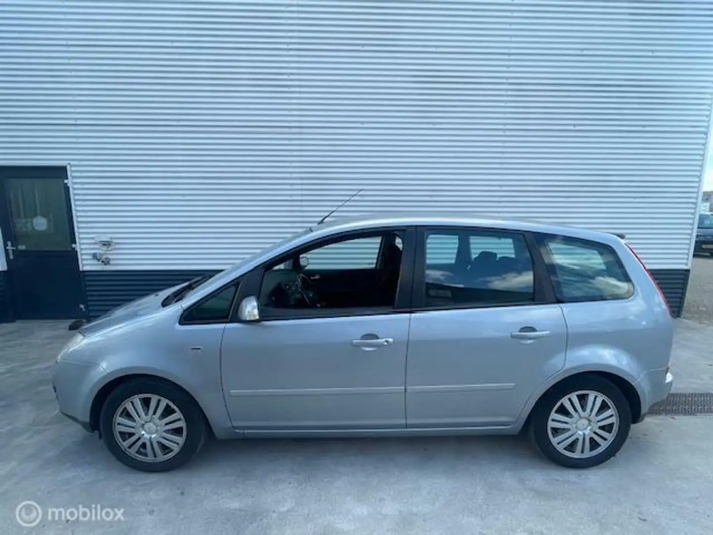 Ford Focus C-Max 2.0i 16V Ghia Gris - 2