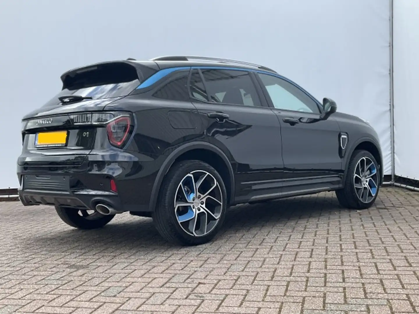 Lynk & Co 01 1.5 262pk Hybride PHEV Carplay 360° Panoramadak In Zwart - 2