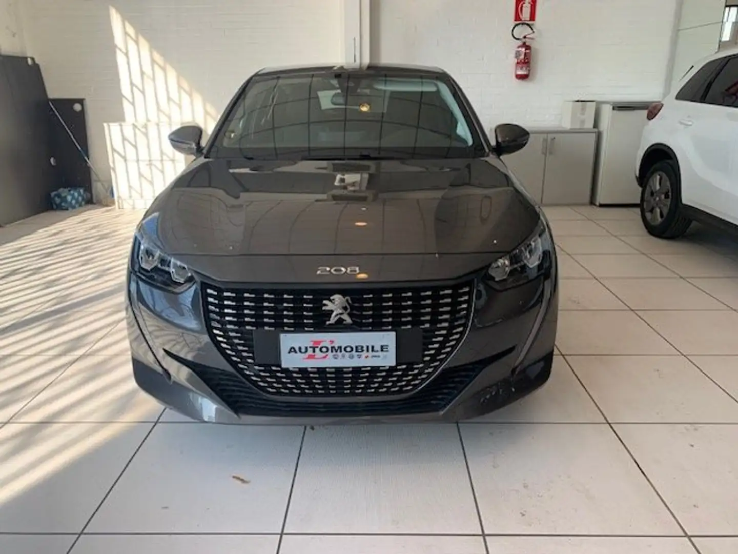 Peugeot 208 1.5 BlueHdi 100cv ALLURE Grigio - 2