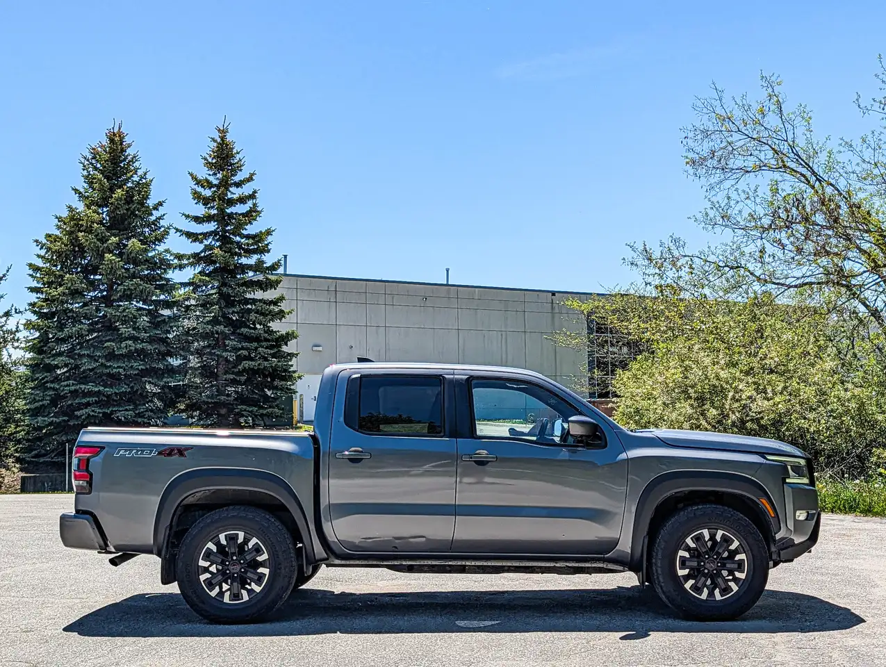 Nissan Frontier снимка Nissan Frontier