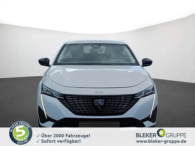 Peugeot 308 view 2