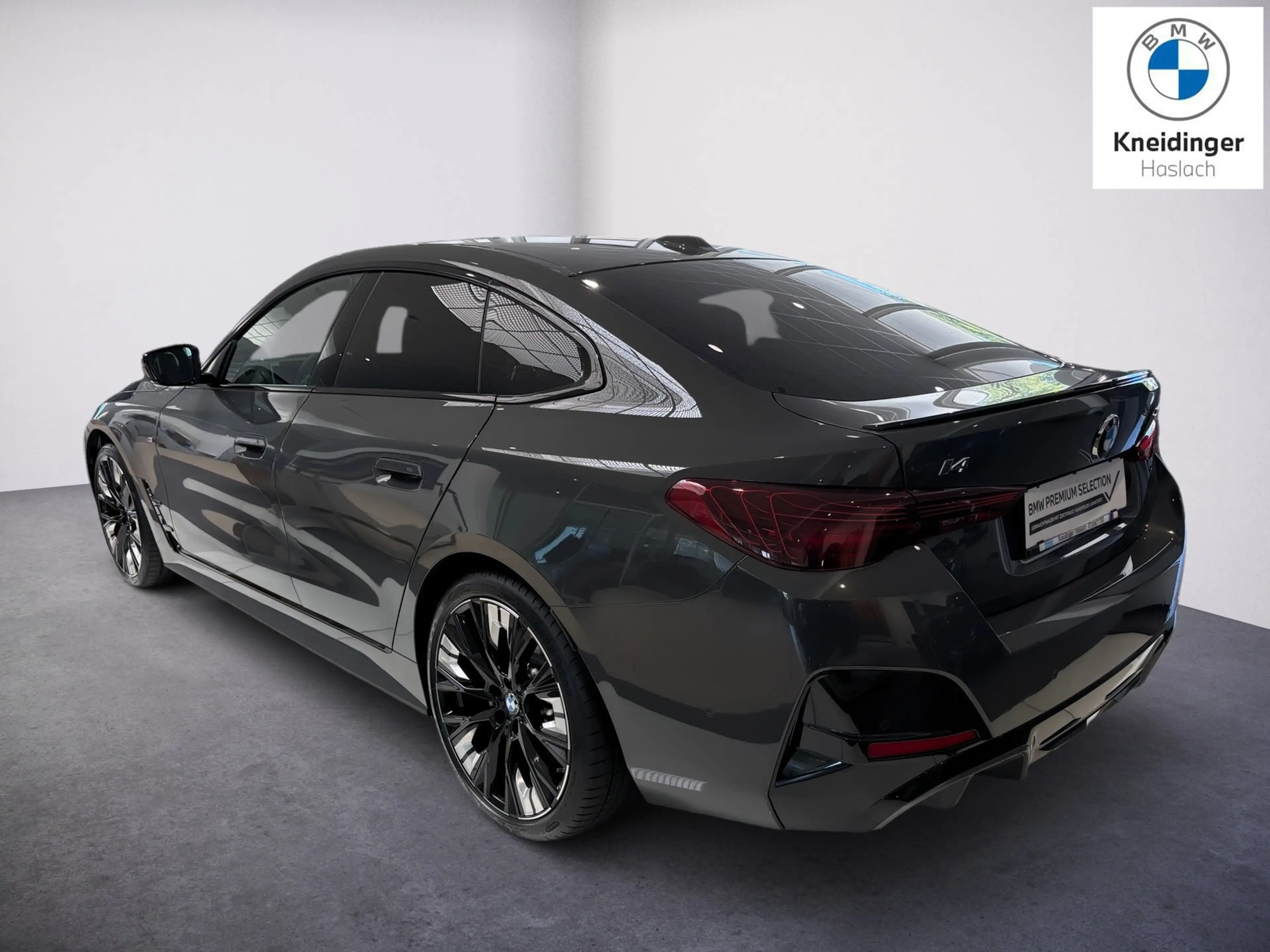 BMW i4 Gran Coupe xDrive40 — photo 4