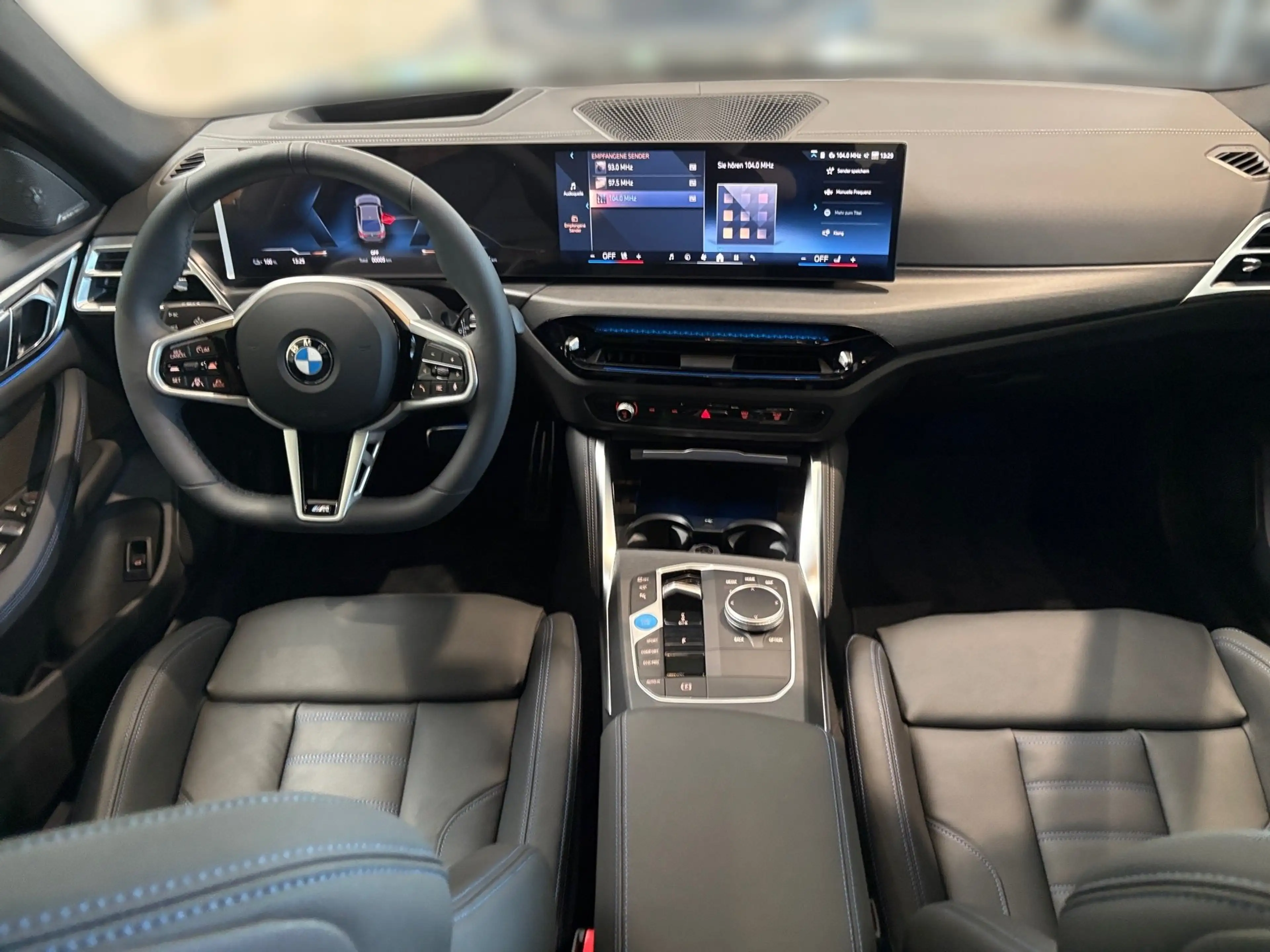 BMW i4 Gran Coupe xDrive40 — photo 9