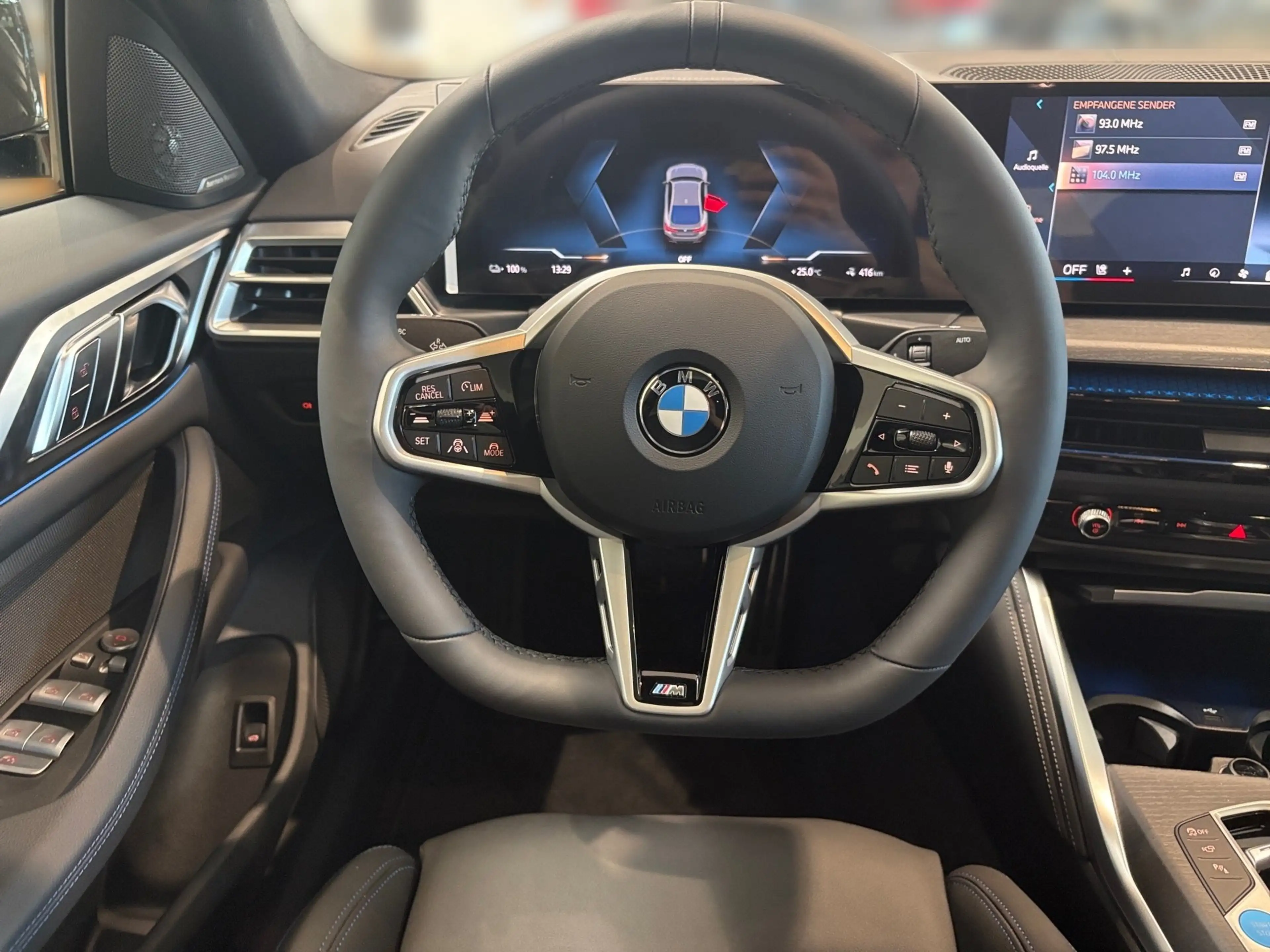 BMW i4 Gran Coupe xDrive40 — photo 11