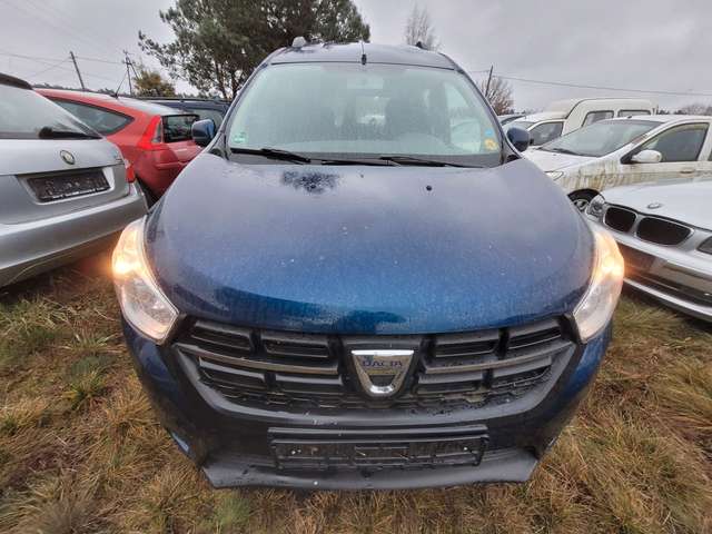 Dacia Dokker Laureate