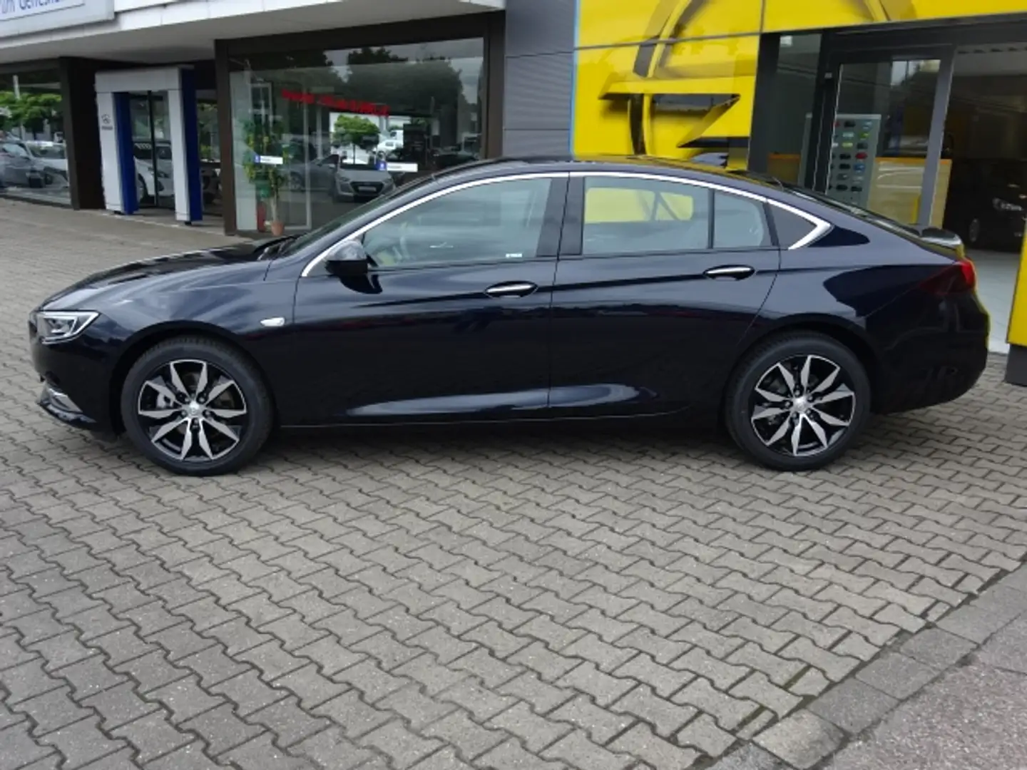 Opel Insignia Grand Sport INNOVATION 2.0 CDTI INS GS INNO 2.0D ( Blau - 2