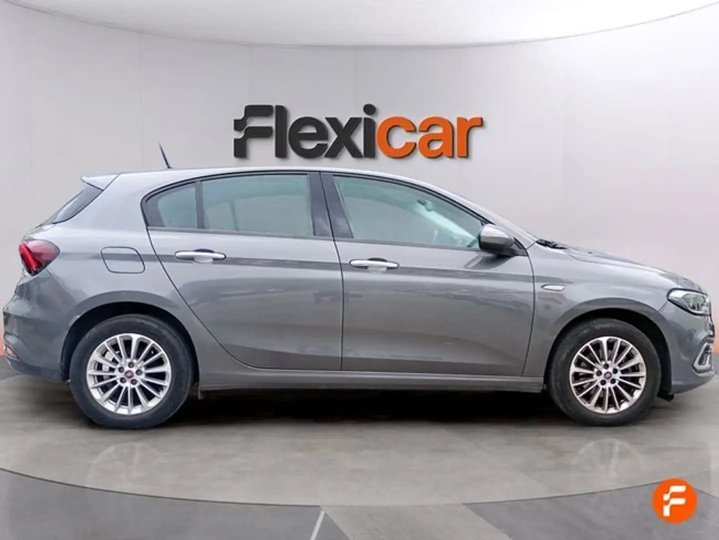 Fiat Tipo 1.0 Gris - 2