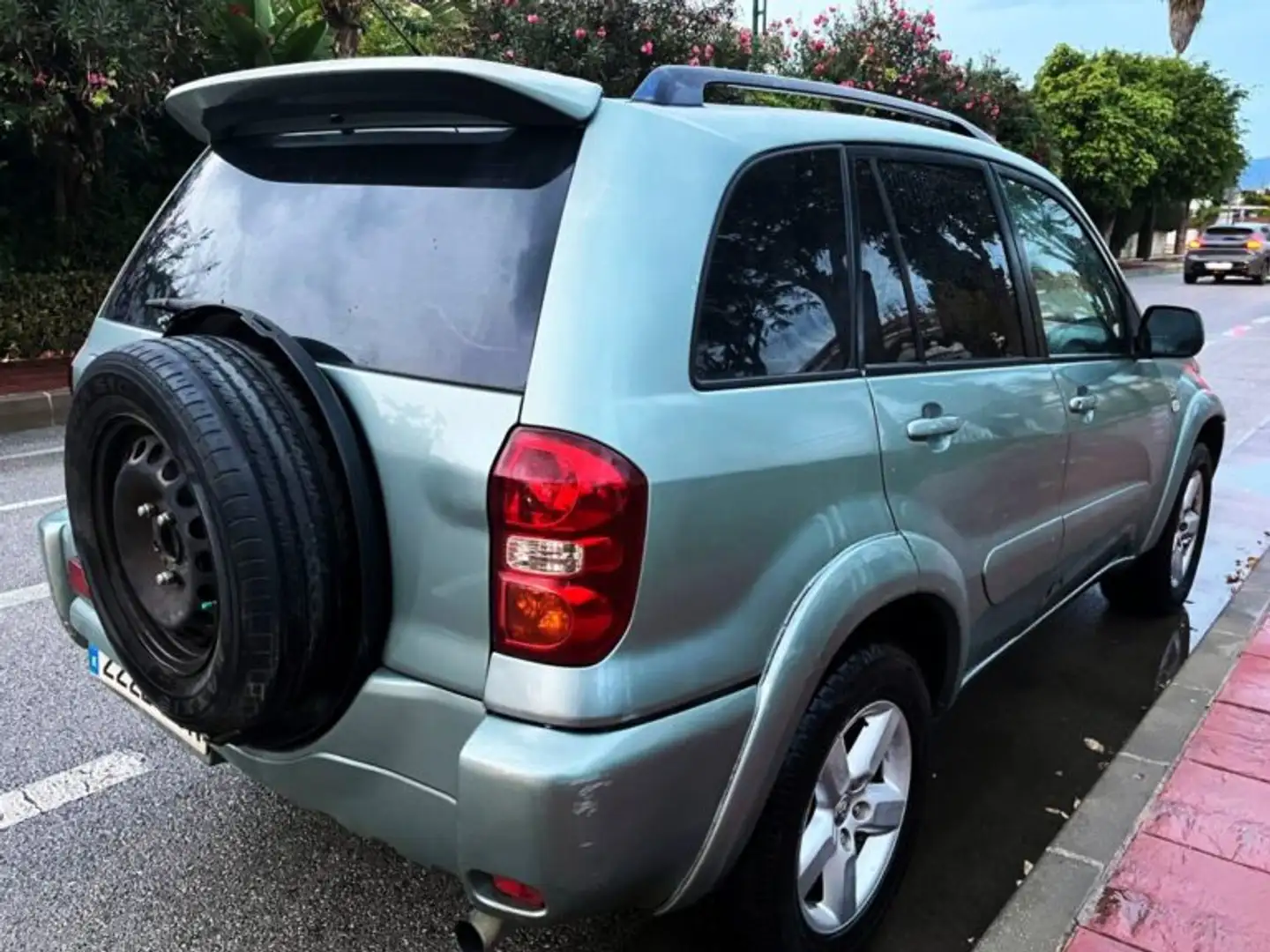 Toyota RAV 4 2.0D4-D Sol Plateado - 2