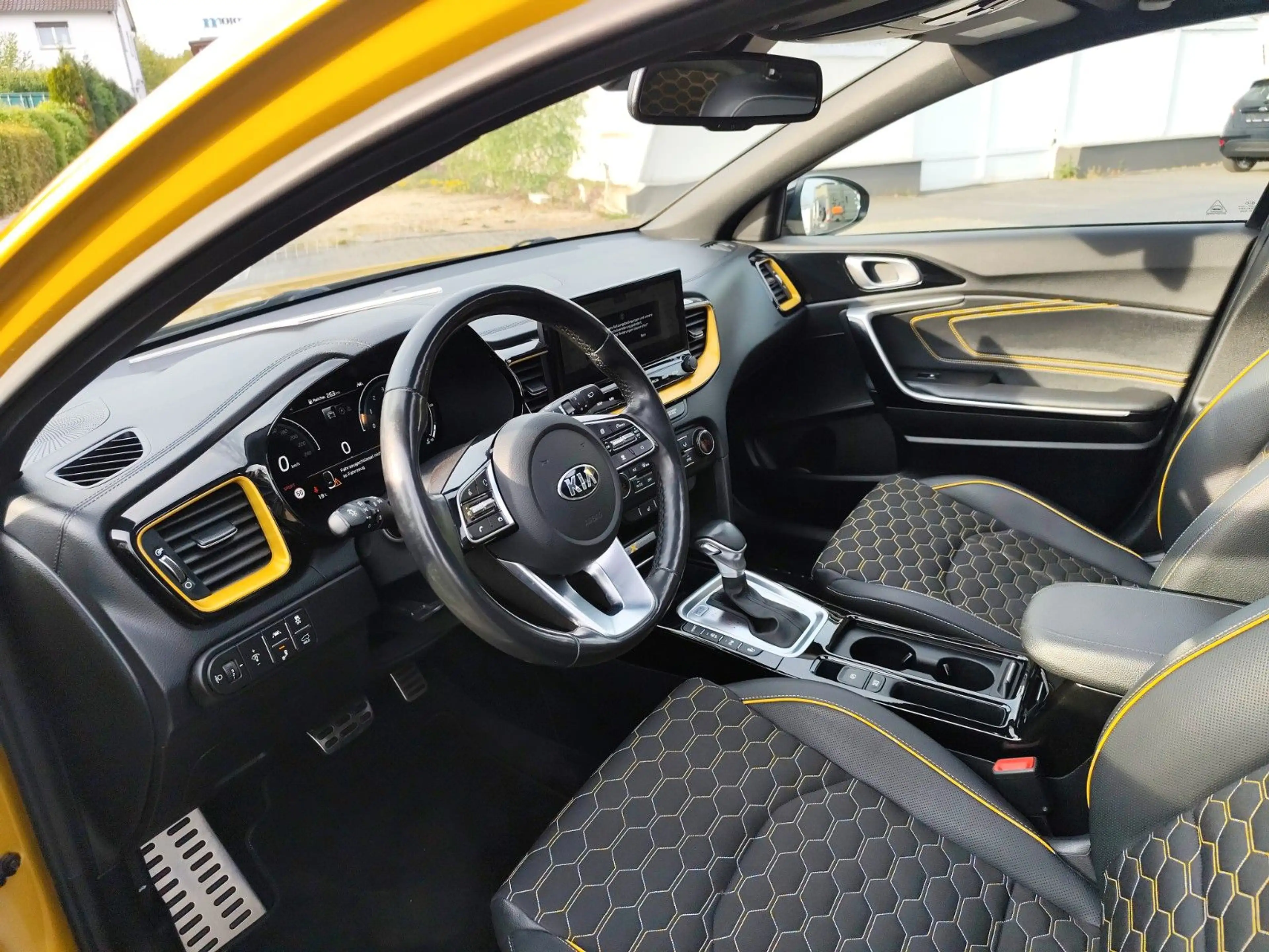 Kia XCeed 1,6 T-GDI  Automatik "Launch Edition" — photo 13