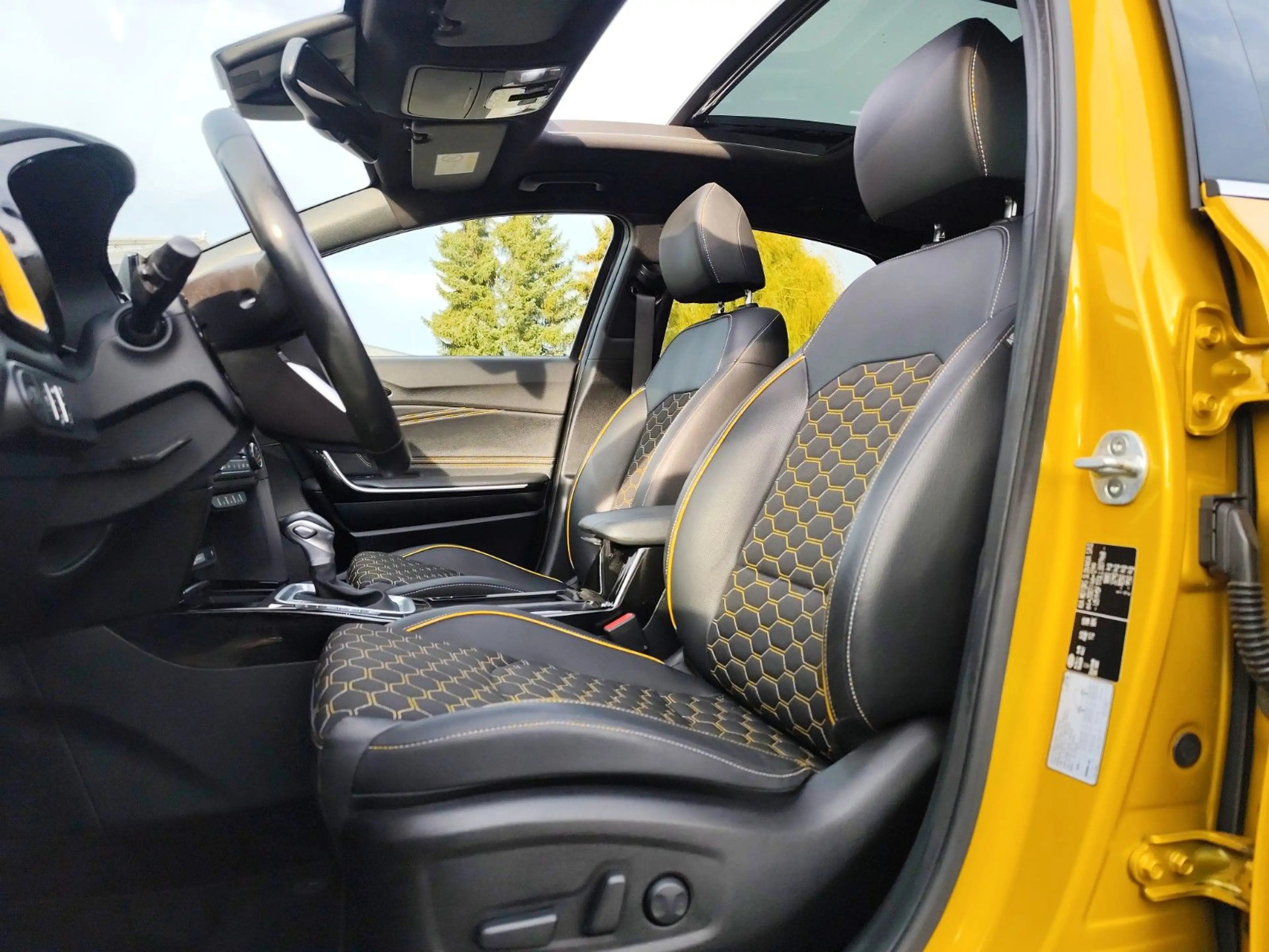 Kia XCeed 1,6 T-GDI  Automatik "Launch Edition" — photo 14