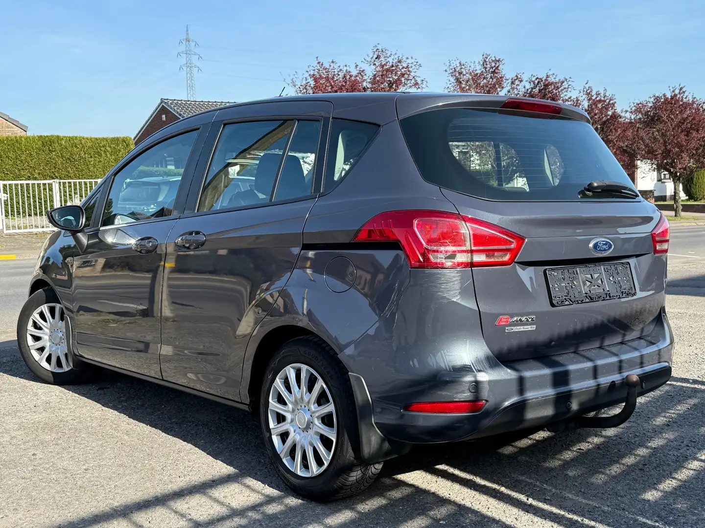 Ford B-Max 1.6 TDCi* GARANTIE 1 AN* Grijs - 2